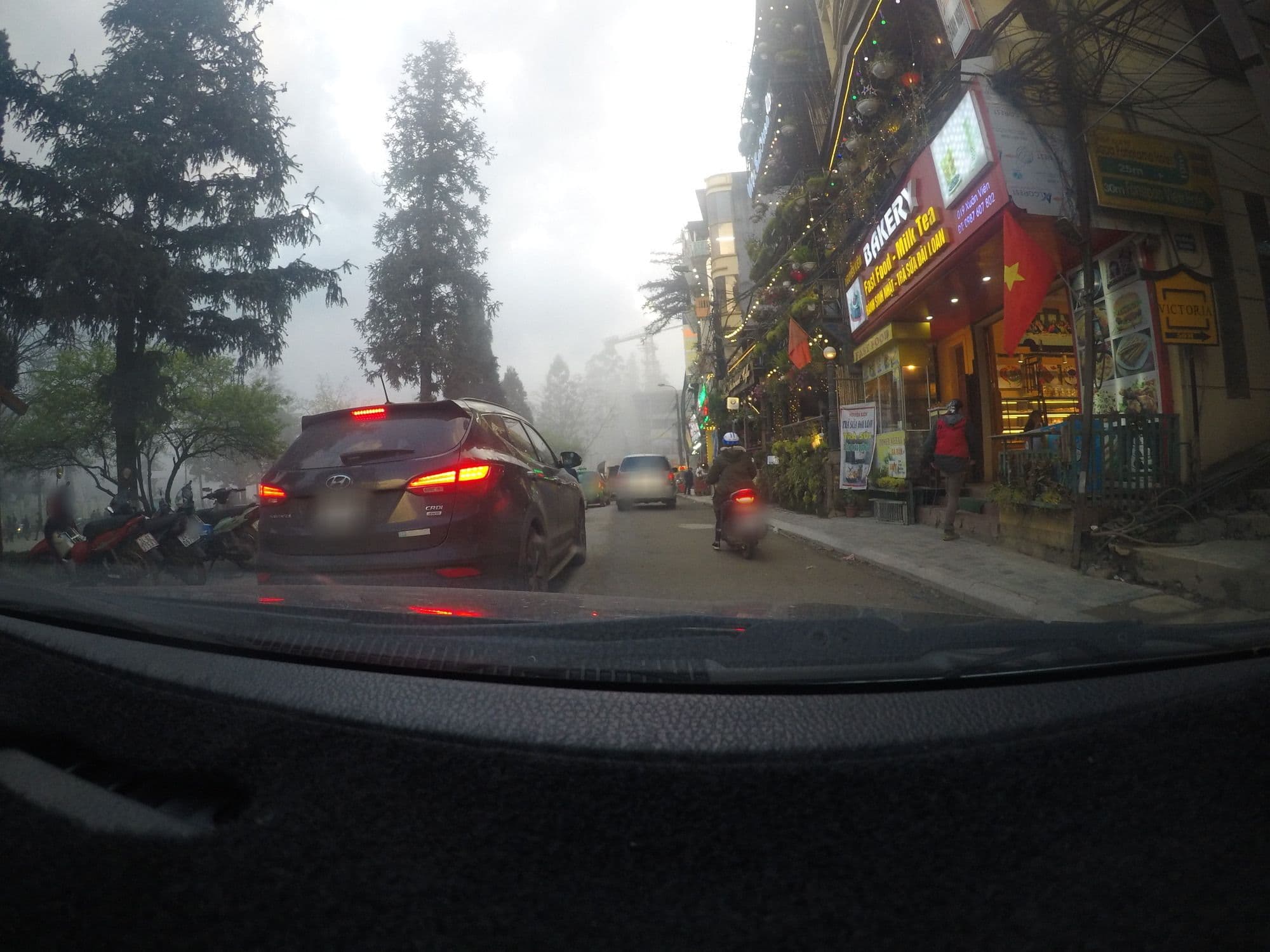Street view near Kenpas Hotel, Sa Pa — © 24dakenlo (CC BY-SA · Mapillary)