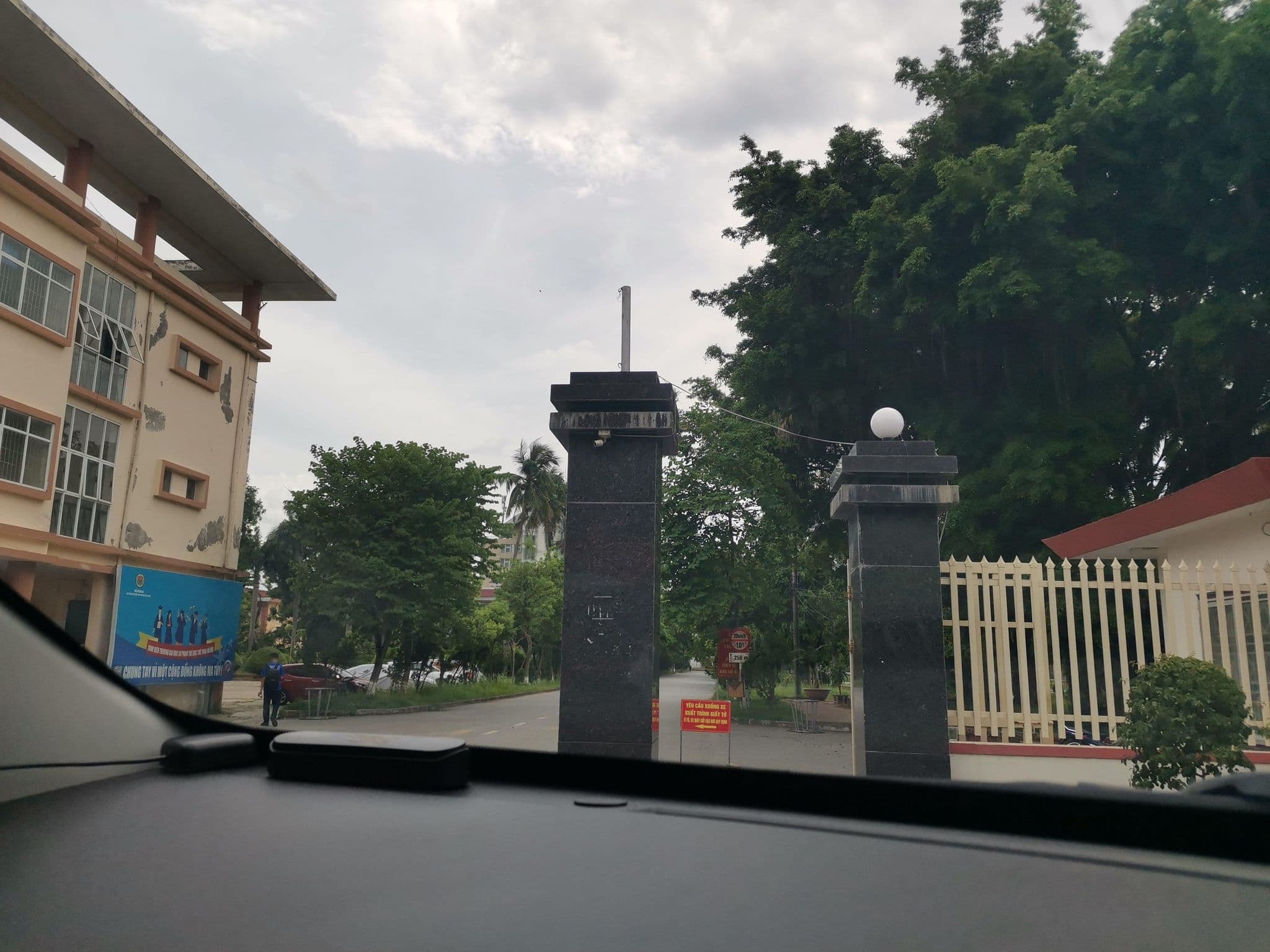 Street view near Mai Lĩnh Rì zọt, Phụng Nghia — © hn_left_2 (CC BY-SA · Mapillary)