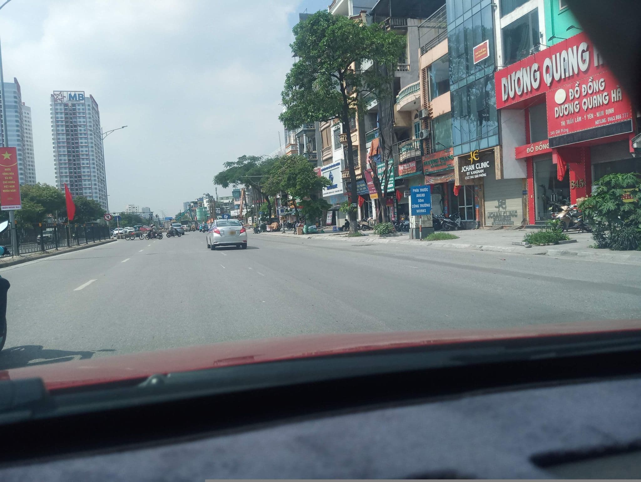 Street view near Nhà Nghỉ Mai Lan - 861 Giải Phóng, Bạch Mai — © hn_front_1 (CC BY-SA · Mapillary)