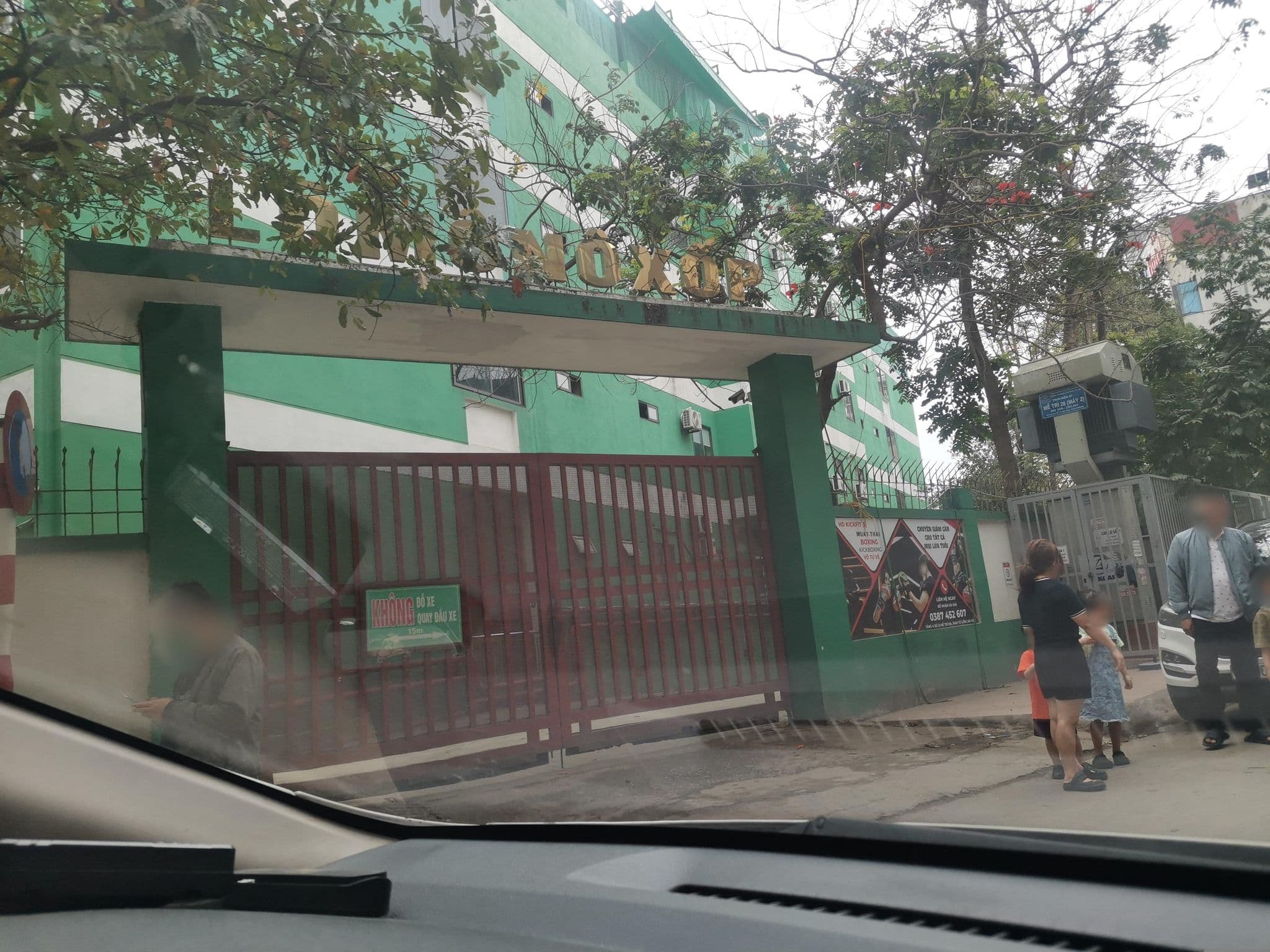 Street view near Blubiz Hotel, Yên Hòa — © hn_left_2 (CC BY-SA · Mapillary)