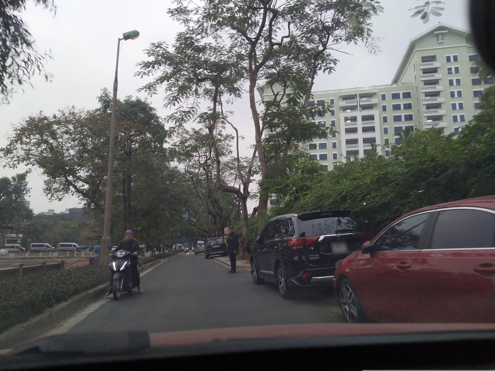 Street view near Grand Ball-room, Liễu Giai — © hn_front_1 (CC BY-SA · Mapillary)