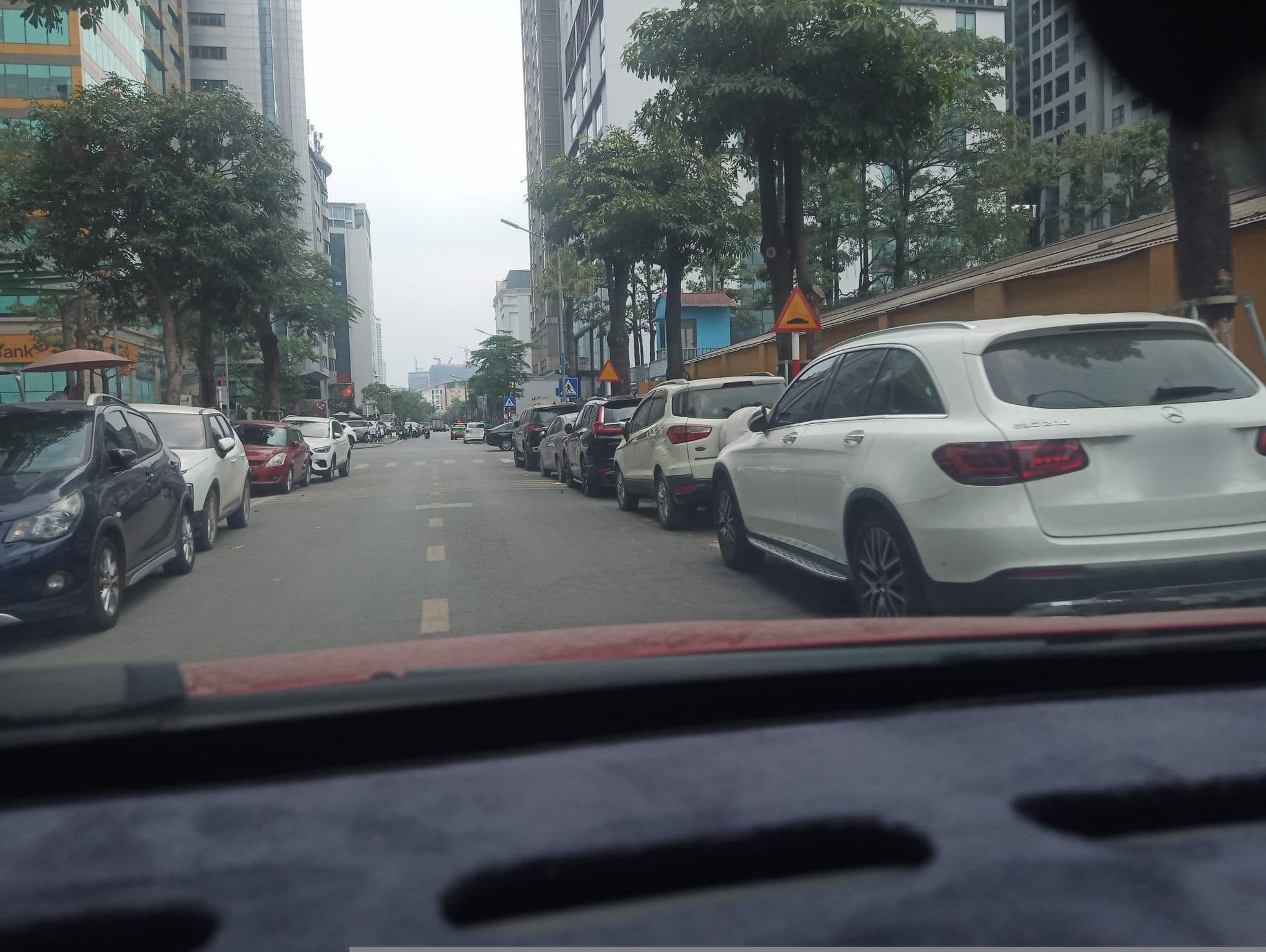 Street view near myway hotel, Mai Dịch — © hn_front_1 (CC BY-SA · Mapillary)