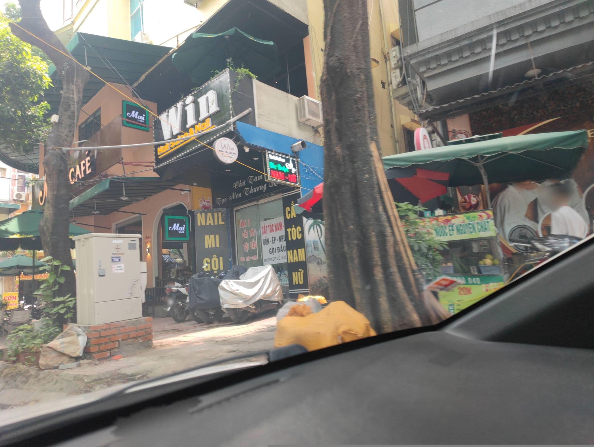 Street view near Bình An, Mai Dịch — © hn_right_2 (CC BY-SA · Mapillary)