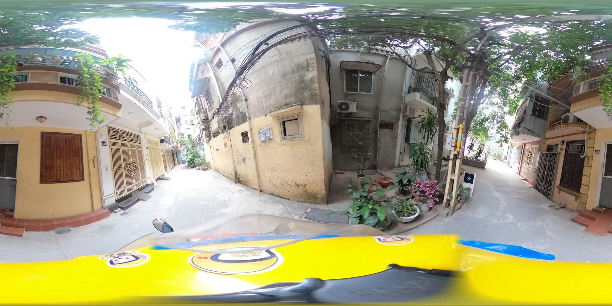 Street view near Nhà Khách Bộ Công An, Ô Chợ Dừa — © bemaps2_hn (CC BY-SA · Mapillary)