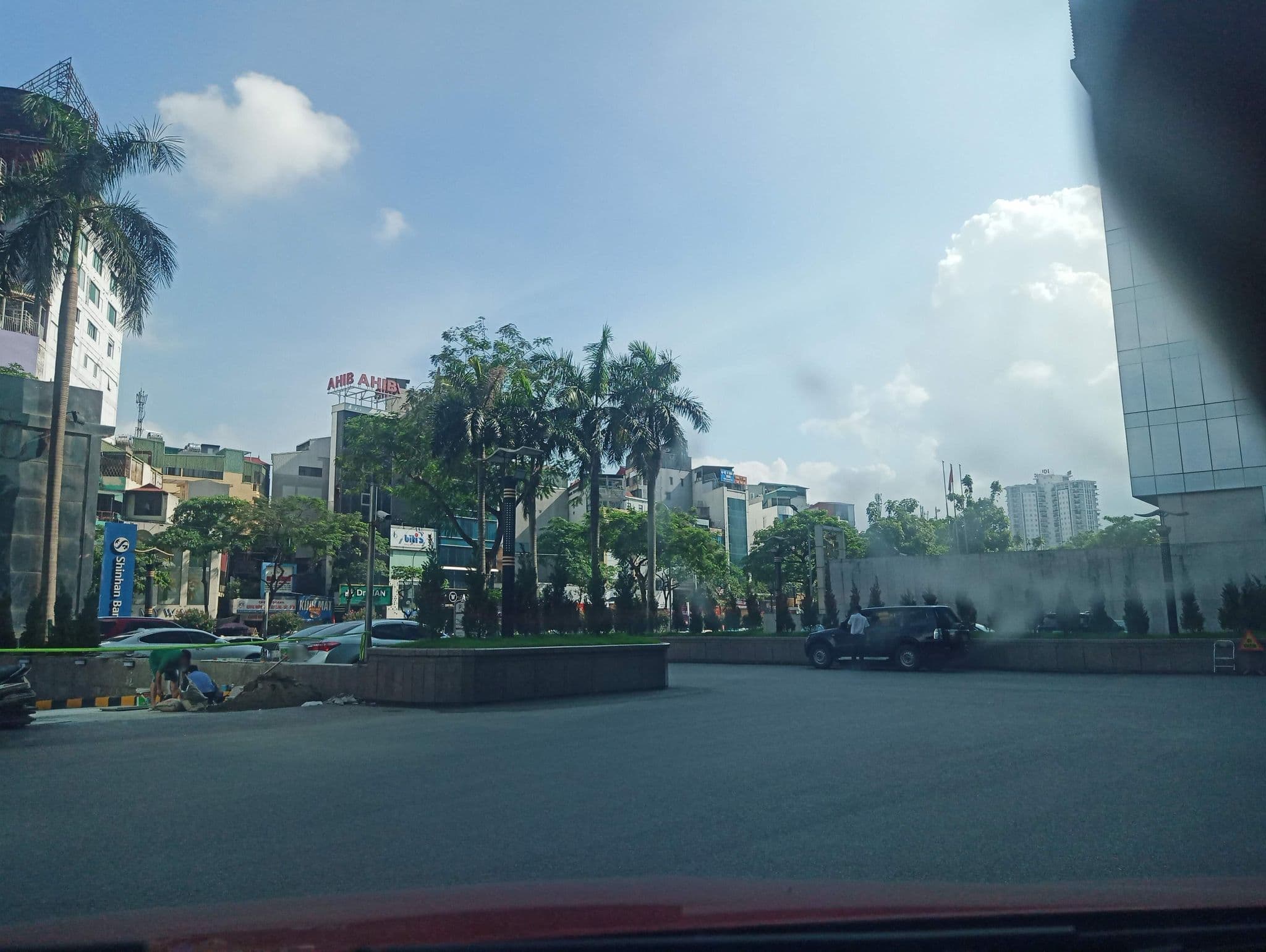 Street view near Nhà Nghỉ Thiên Hà Xanh, Thanh Xuân — © hn_front_1 (CC BY-SA · Mapillary)