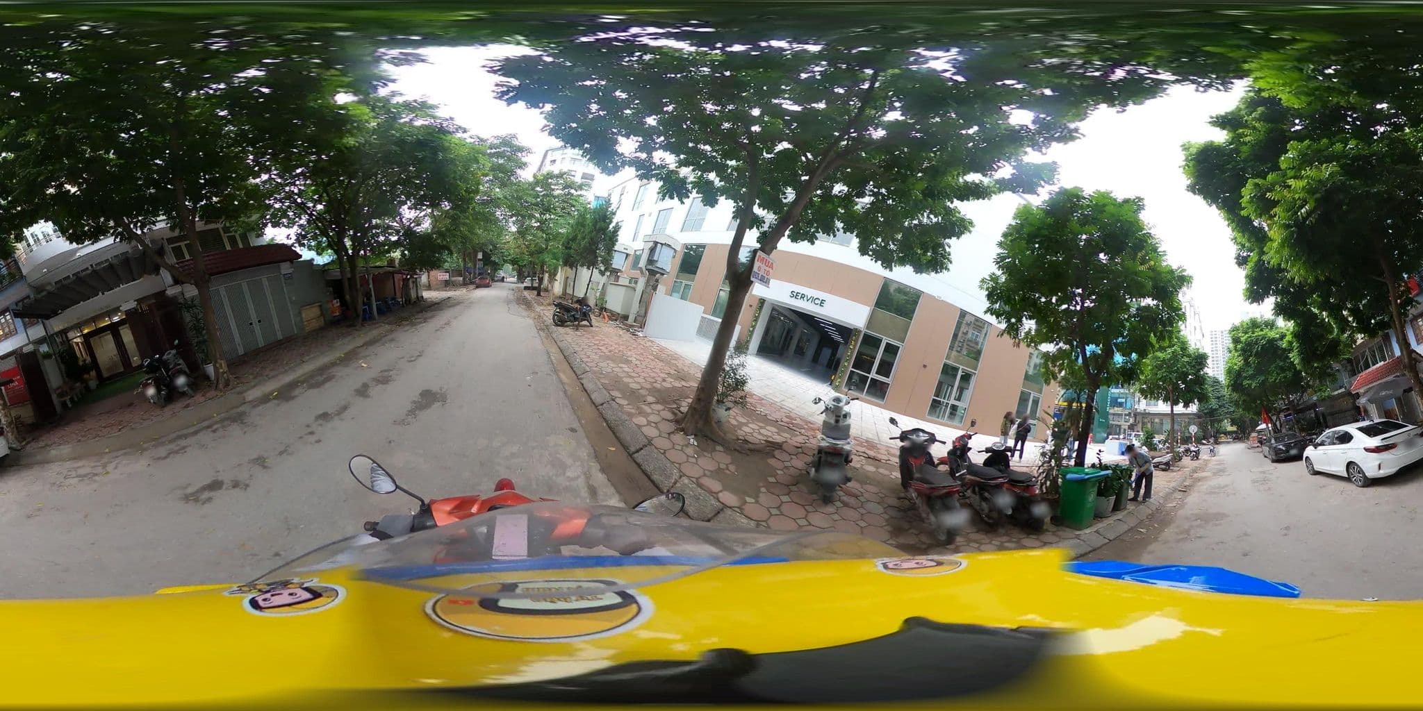 Street view near Bach Duong hotel, Mai Dịch — © bemaps2_hn (CC BY-SA · Mapillary)