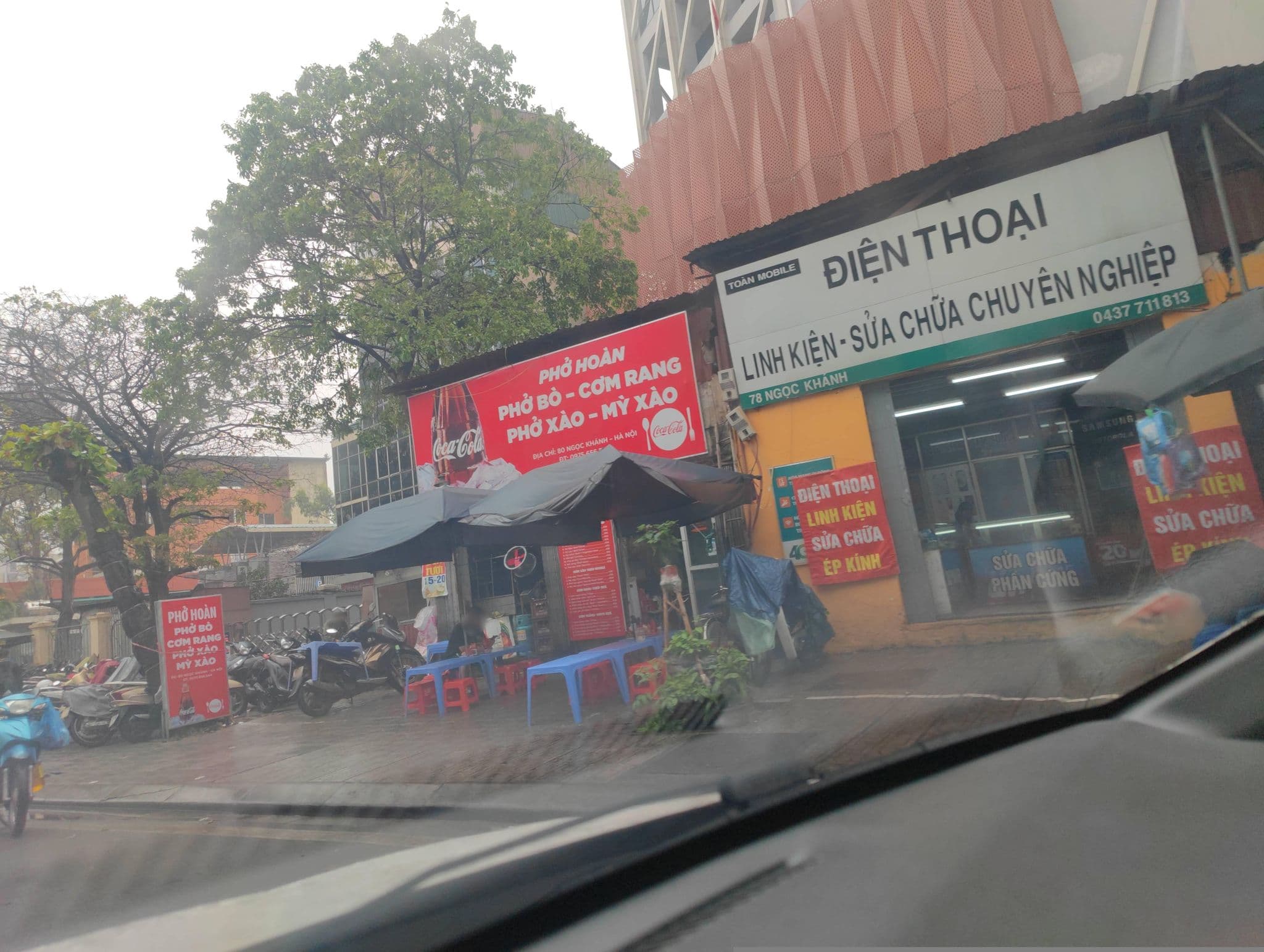 Street view near Lake Side Hotel, Liễu Giai — © hn_right_2 (CC BY-SA · Mapillary)