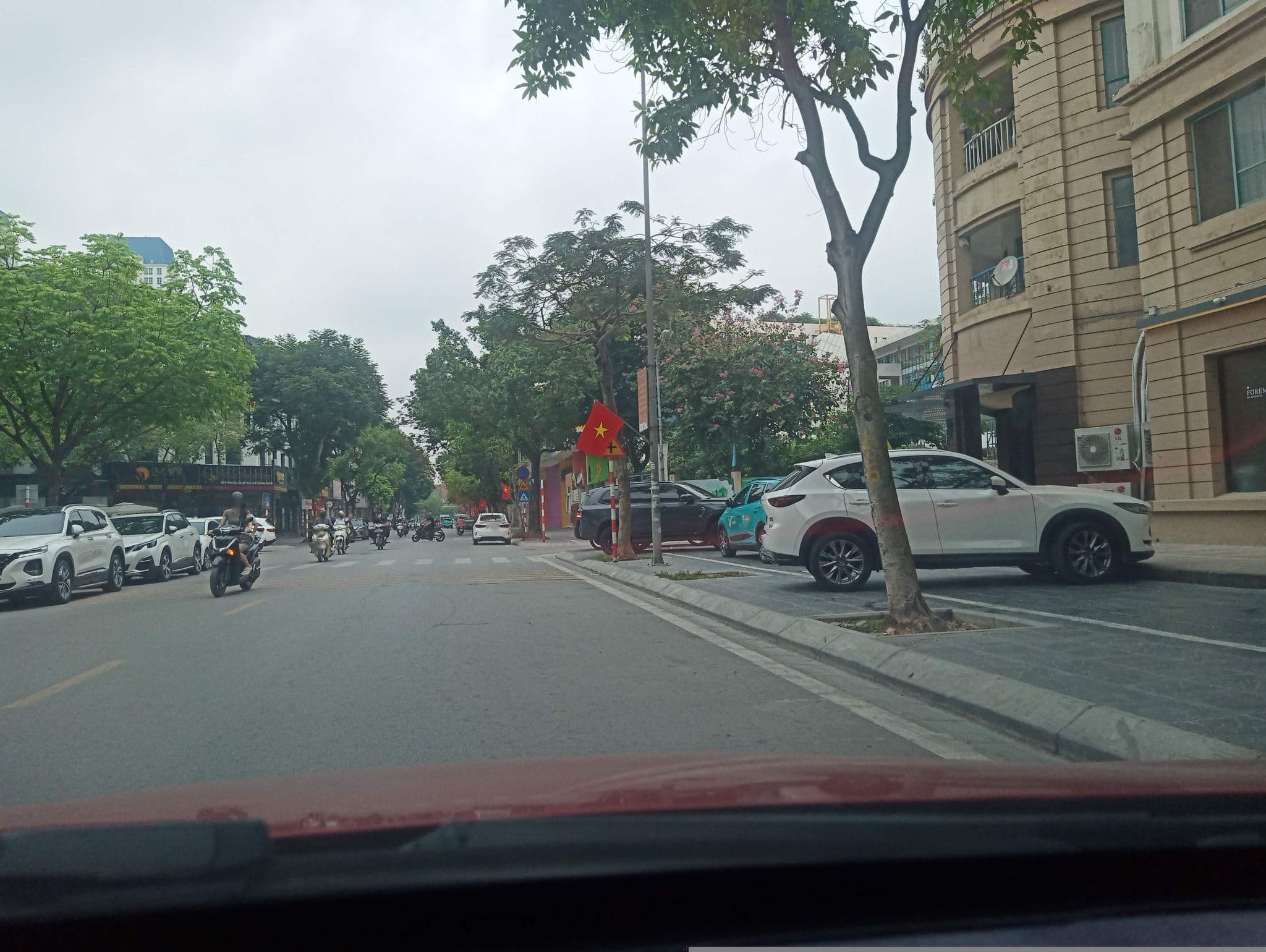 Street view near Glace Hotel, Phú Đô — © hn_front_1 (CC BY-SA · Mapillary)