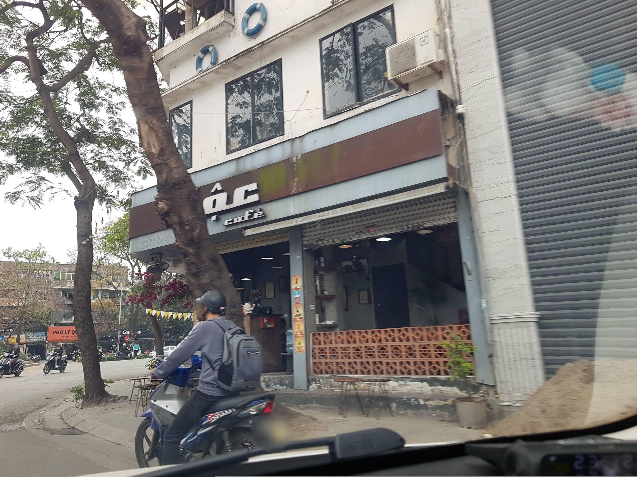 Street view near Nguyễn Anh Hotel, Đống Đa — © hn_right_1 (CC BY-SA · Mapillary)