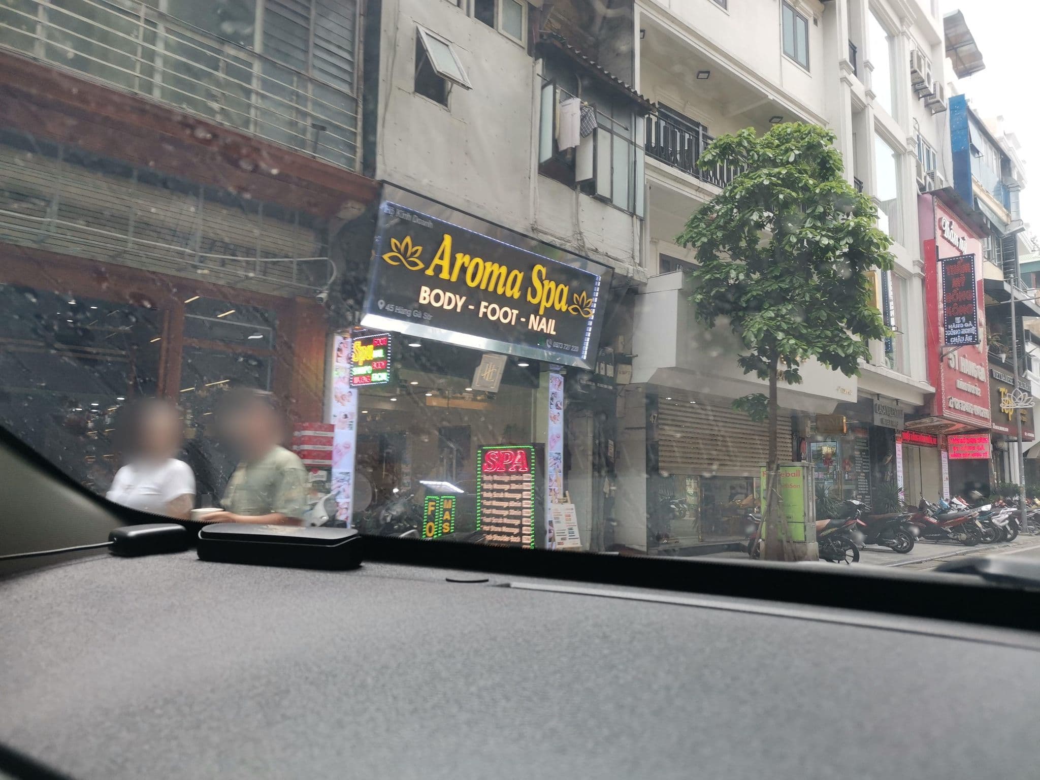 Street view near Hanoi Blue Sky 2 hotel, Hoàn Kiếm — © hn_left_2 (CC BY-SA · Mapillary)