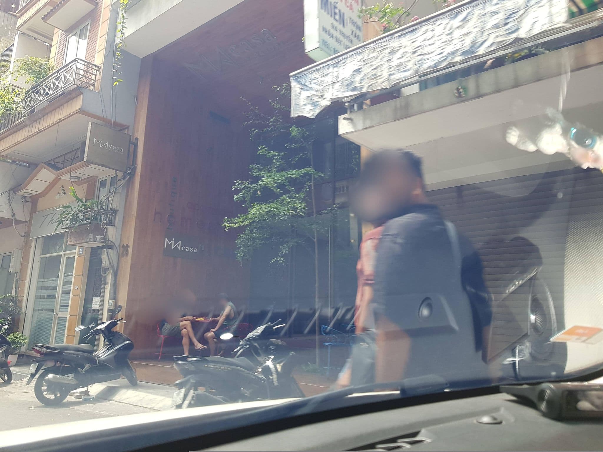 Street view near Blissington Apartments & Hotel, Hanoi — © hn_right_1 (CC BY-SA · Mapillary)