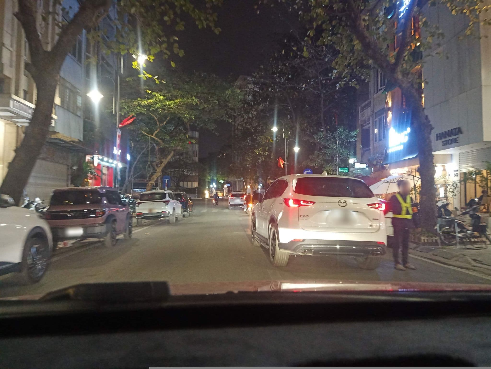 Street view near Calvin Hotel, Hai Bà Trưng — © hn_front_1 (CC BY-SA · Mapillary)