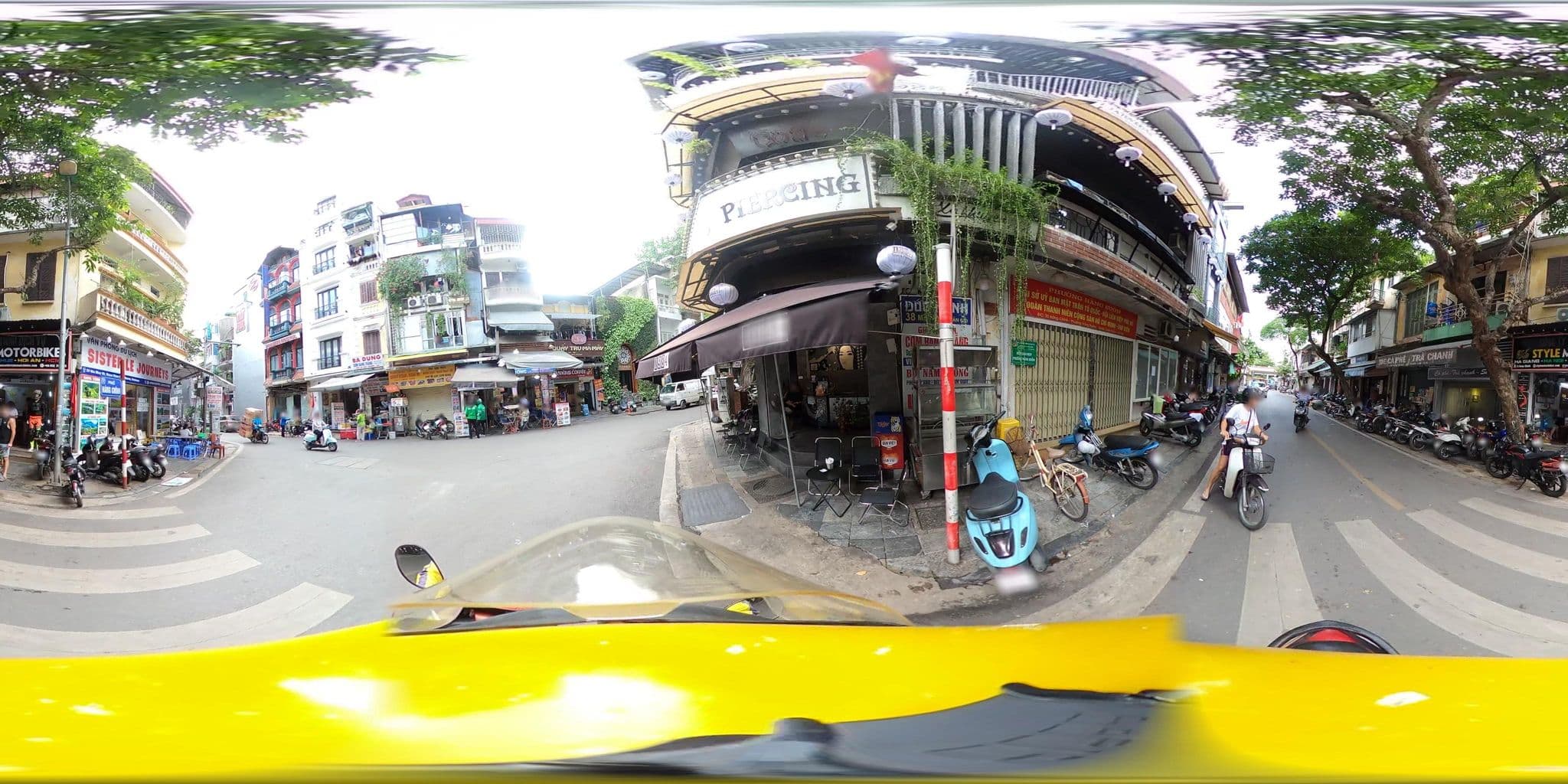 Street view near Maison D'Hanoi, Hoàn Kiếm — © bemaps_hn_kien (CC BY-SA · Mapillary)