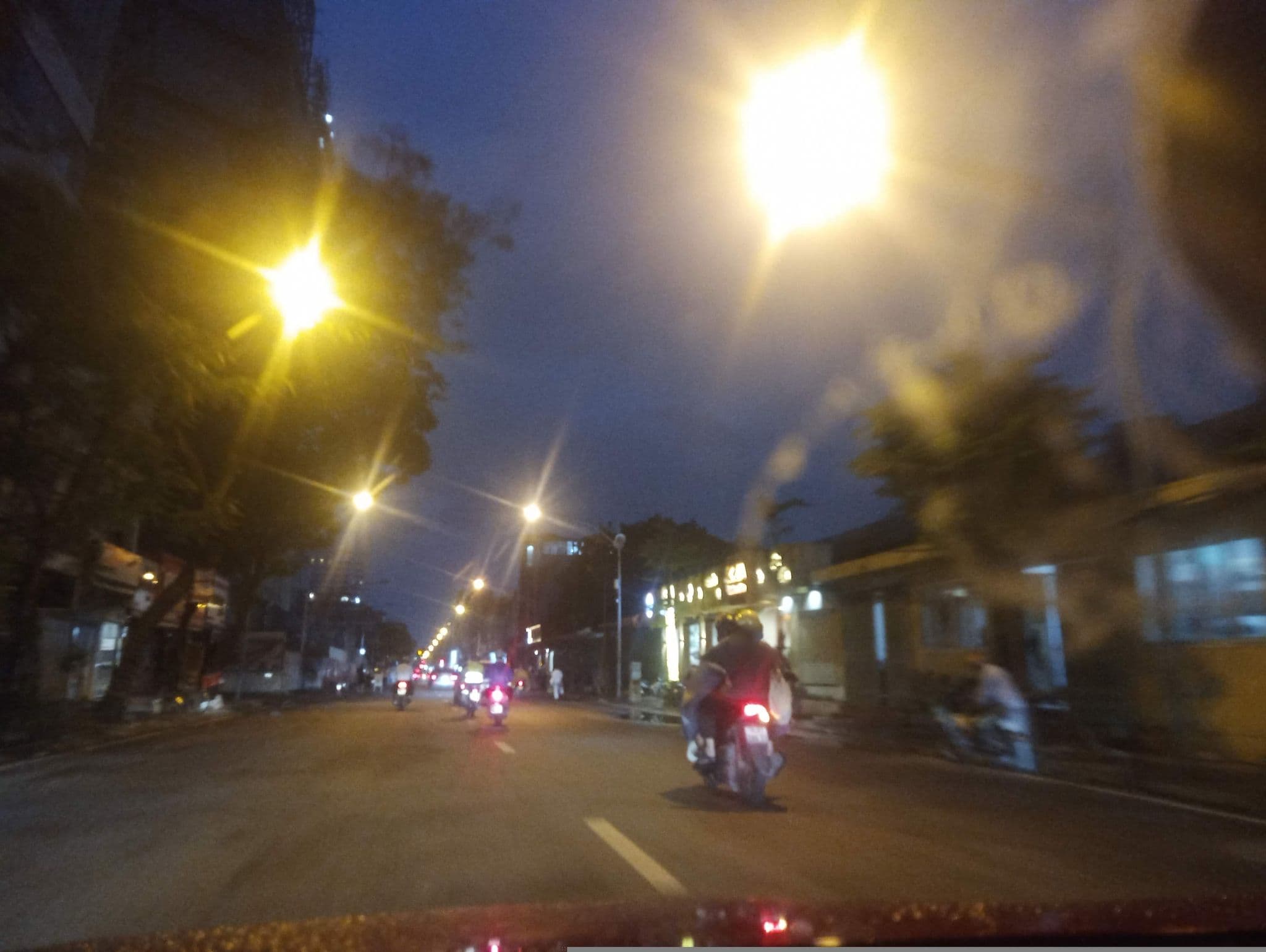 Street view near Hải Dương Hotel, Hanoi — © hn_front_1 (CC BY-SA · Mapillary)