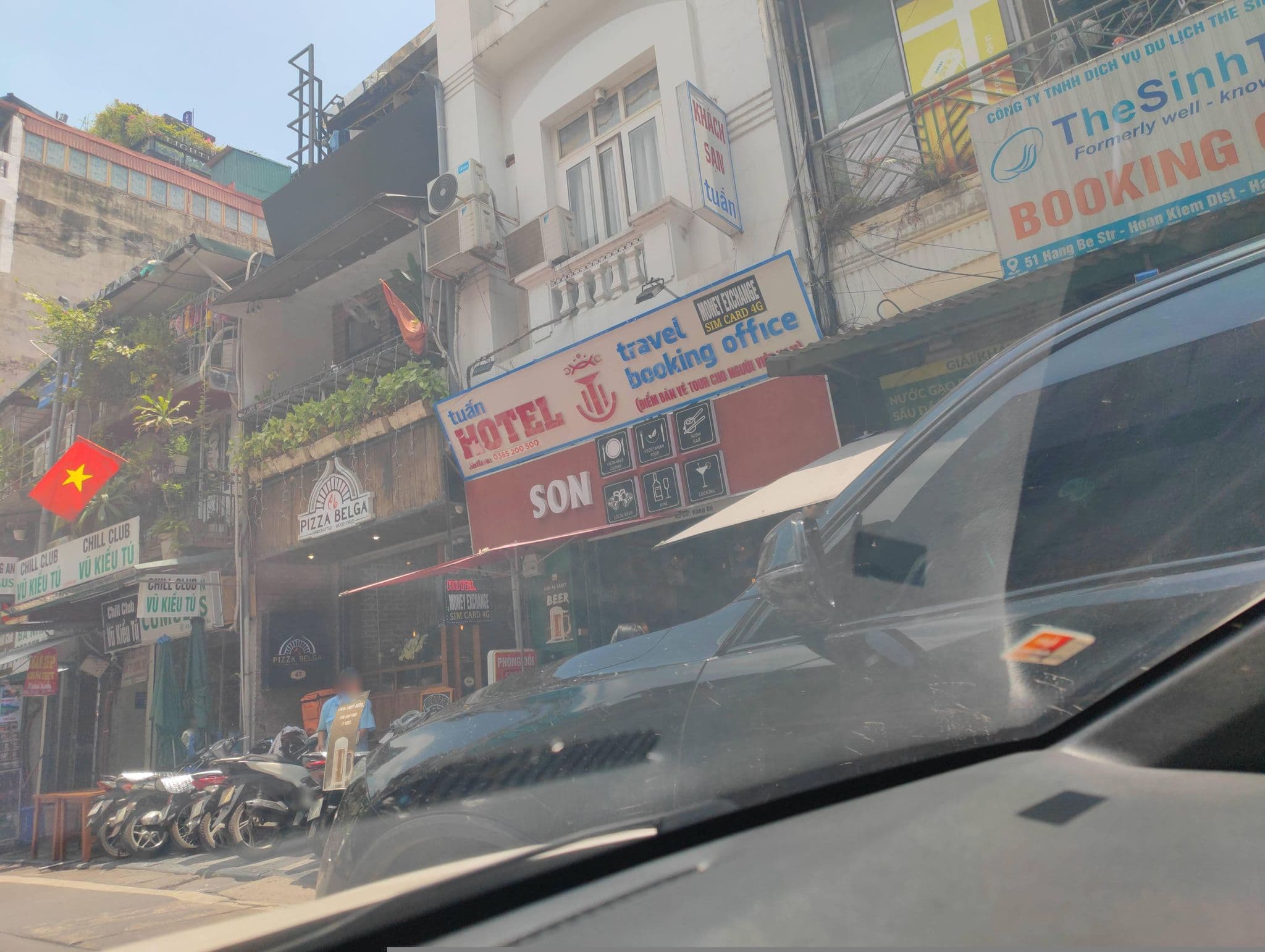 Street view near Wild Lotus Hotel, Hoàn Kiếm — © hn_right_2 (CC BY-SA · Mapillary)