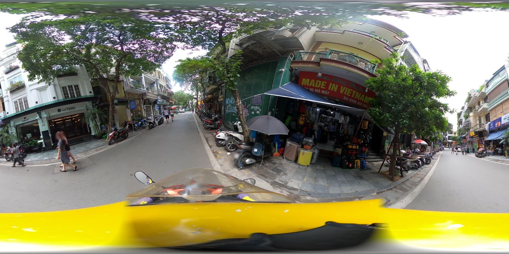 Street view near La Siesta Luxury Boutique Hotel, Hoàn Kiếm — © bemaps_hn_kien (CC BY-SA · Mapillary)