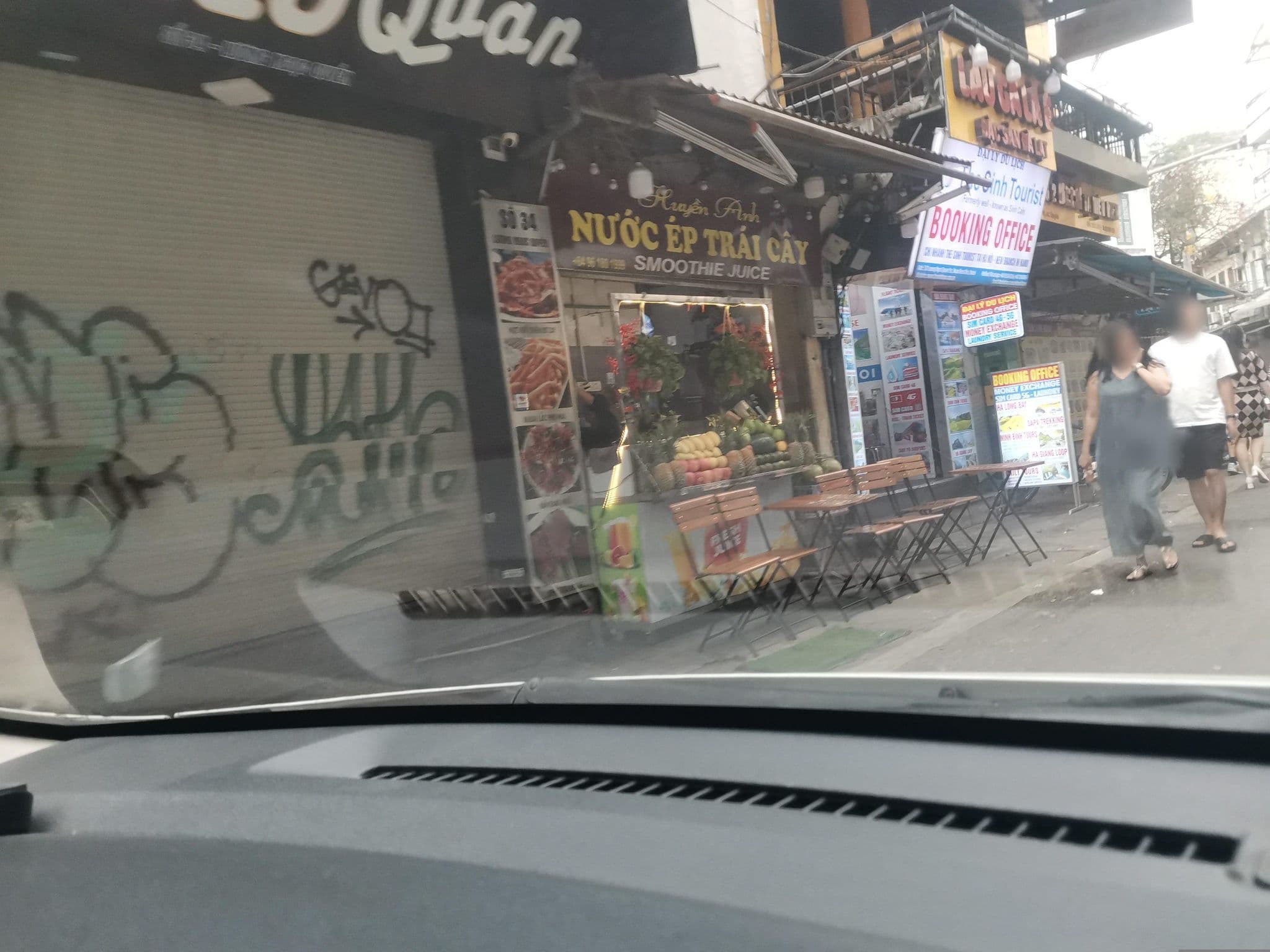 Street view near Hanoi Center Silk Hotel, Hoàn Kiếm — © hn_left_2 (CC BY-SA · Mapillary)