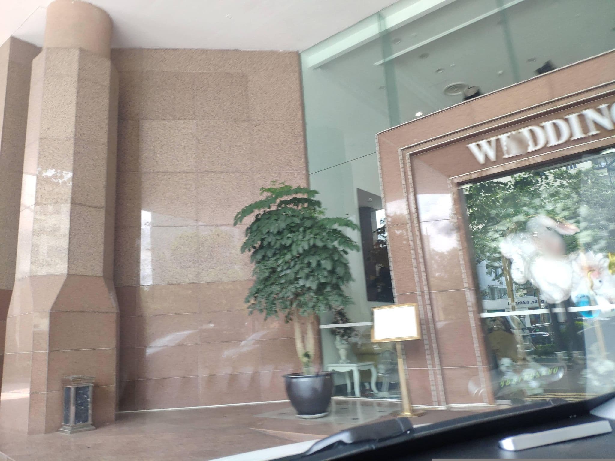 Street view near Residents' Lounge @ Somerset Grand Hanoi, Hanoi — © hn_right_1 (CC BY-SA · Mapillary)