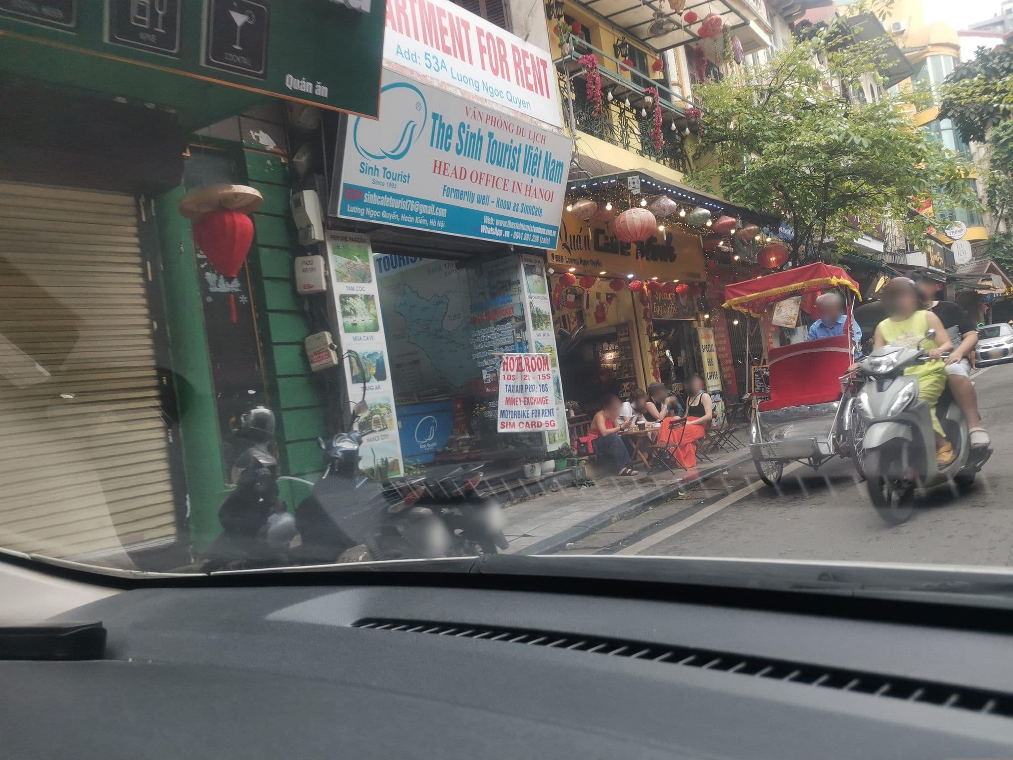 Street view near A Dong Hotel, Hoàn Kiếm — © hn_left_2 (CC BY-SA · Mapillary)