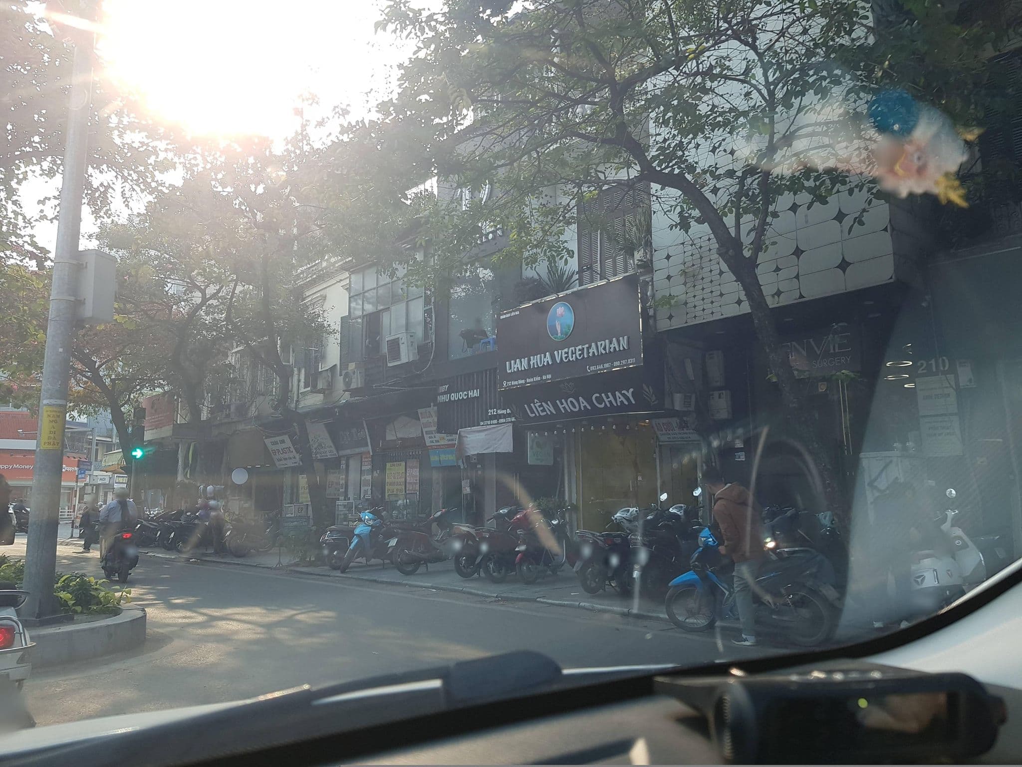 Street view near Majestic Hotel, Hanoi — © hn_right_1 (CC BY-SA · Mapillary)