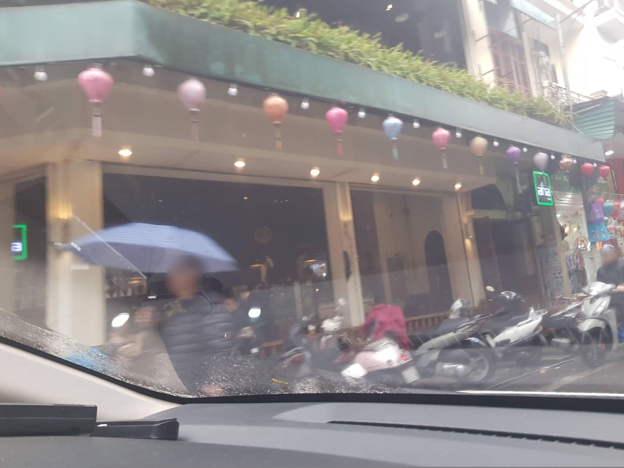 Street view near Bonjour D'An Nam Hotel, Hoàn Kiếm — © hn_left_2 (CC BY-SA · Mapillary)