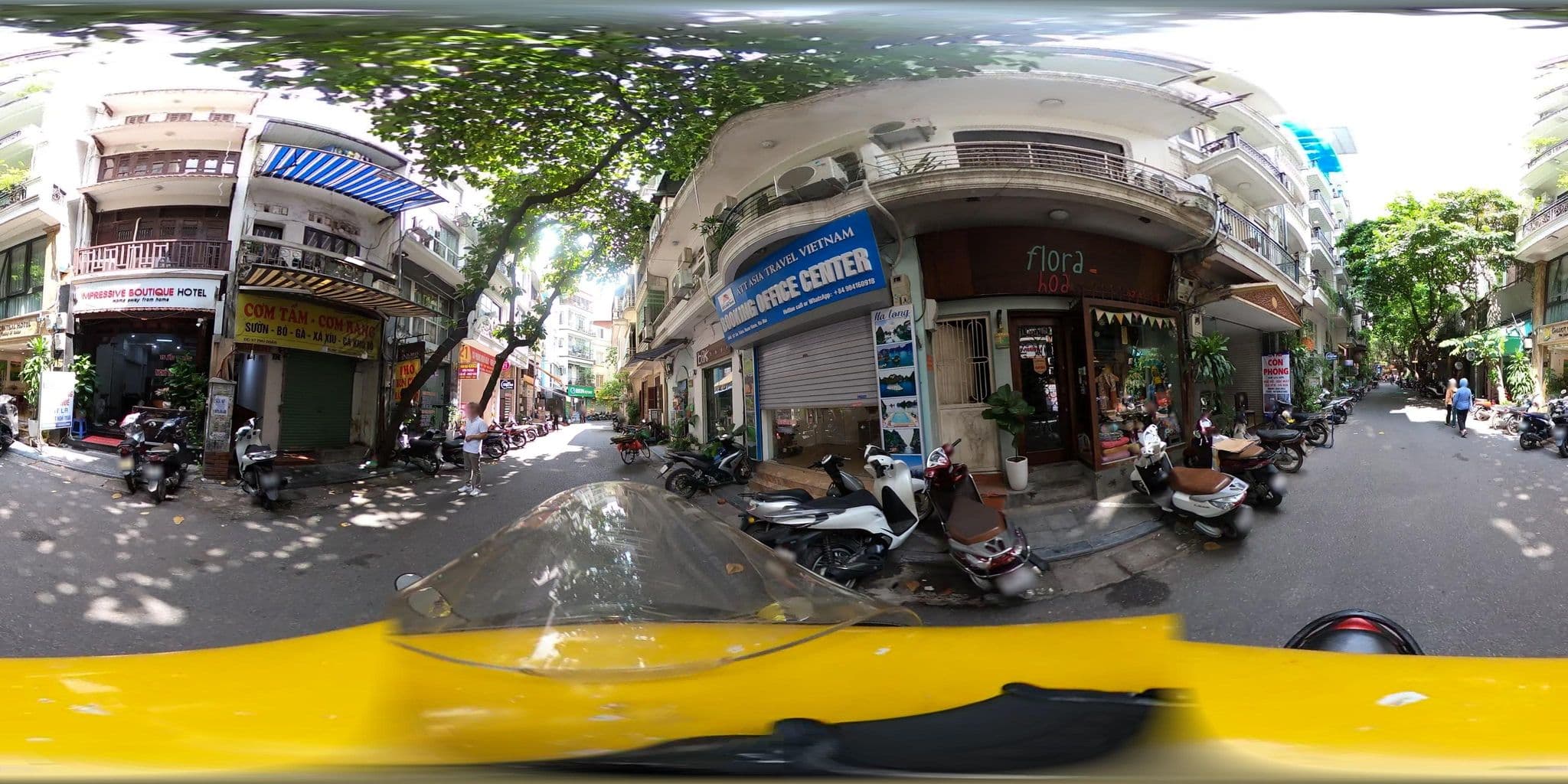 Street view near Iris Legend Hotel, Hoàn Kiếm — © bemaps_hn_kien (CC BY-SA · Mapillary)
