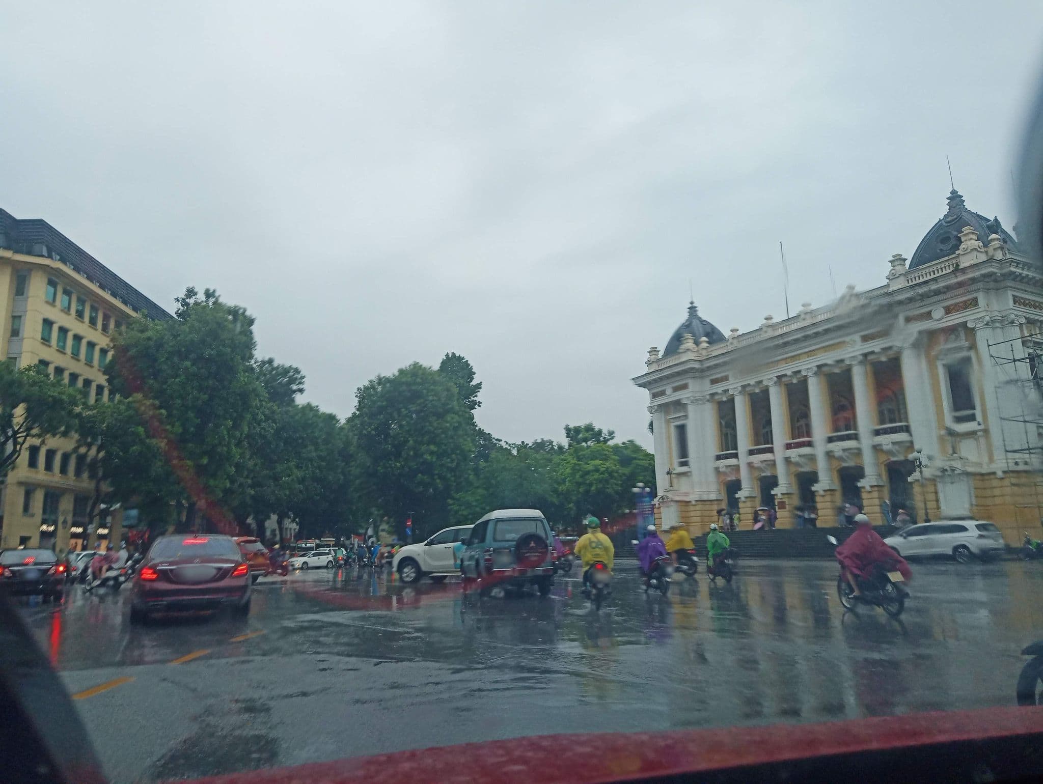 Street view near M-Spot Café & Mini Hostel, Cửa Nam — © hn_front_1 (CC BY-SA · Mapillary)