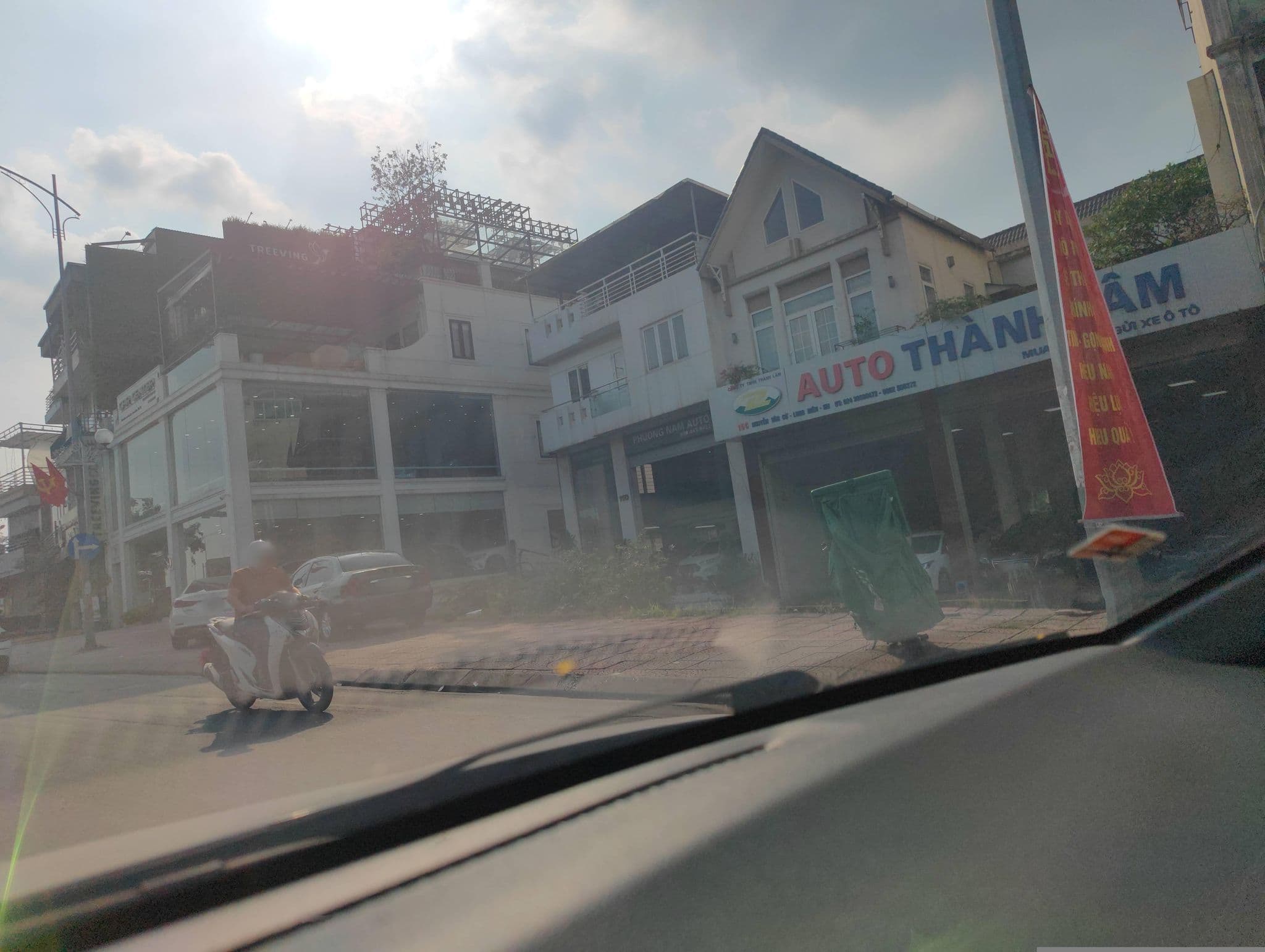 Street view near New Era, Bồ Đề — © hn_right_2 (CC BY-SA · Mapillary)