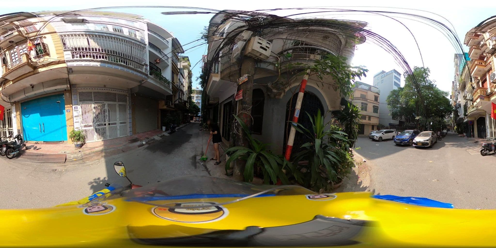Street view near Hola Homestay, Hoàn Kiếm — © bemaps2_hn (CC BY-SA · Mapillary)