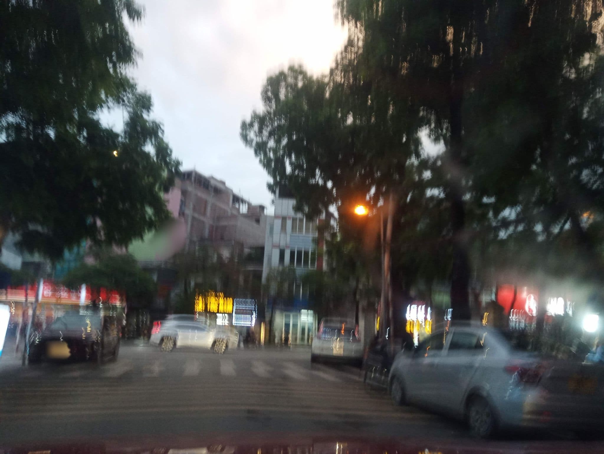 Street view near Trường Đại Học Nội Vụ Hà Nội, Tây Hồ — © hn_front_1 (CC BY-SA · Mapillary)
