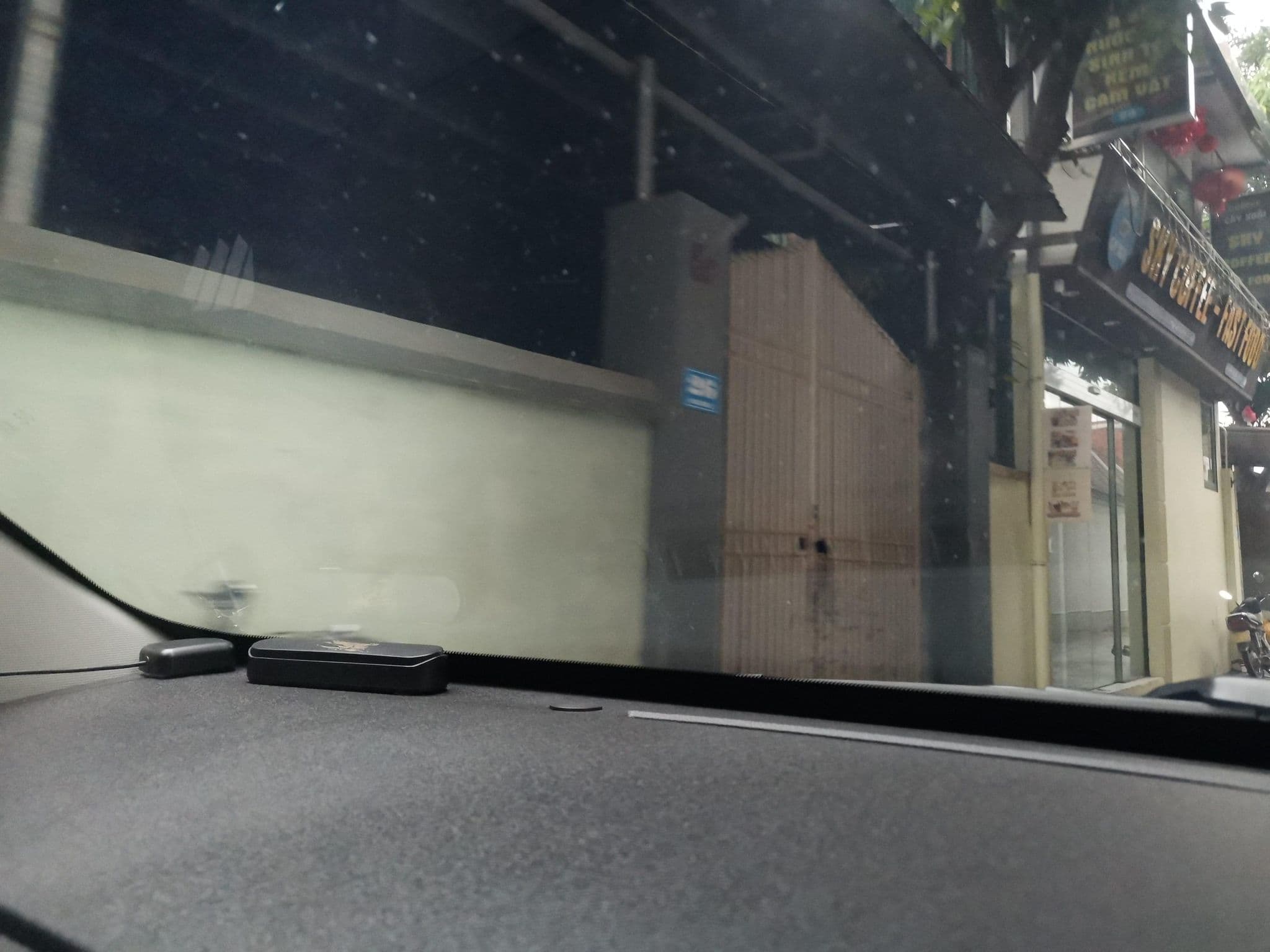 Street view near Airport View Hotel, Quang Minh — © hn_left_2 (CC BY-SA · Mapillary)