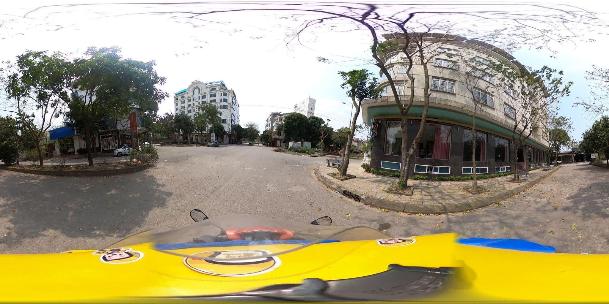 Street view near Nha Nghi Hai Yen, Từ Sơn — © bemaps2_hn (CC BY-SA · Mapillary)