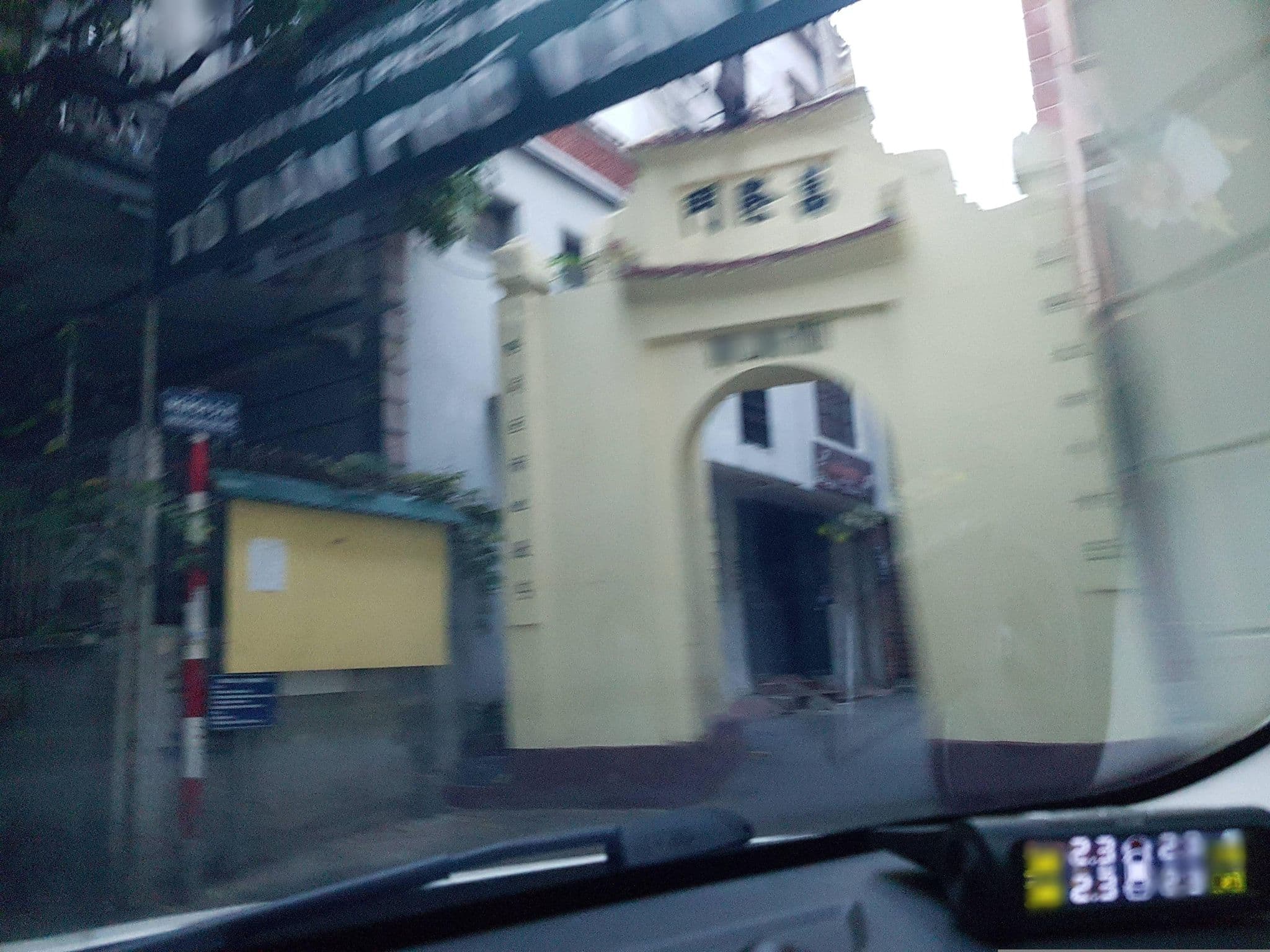 Street view near 22Land Hotel & Spa, Nghĩa Đô — © hn_right_1 (CC BY-SA · Mapillary)