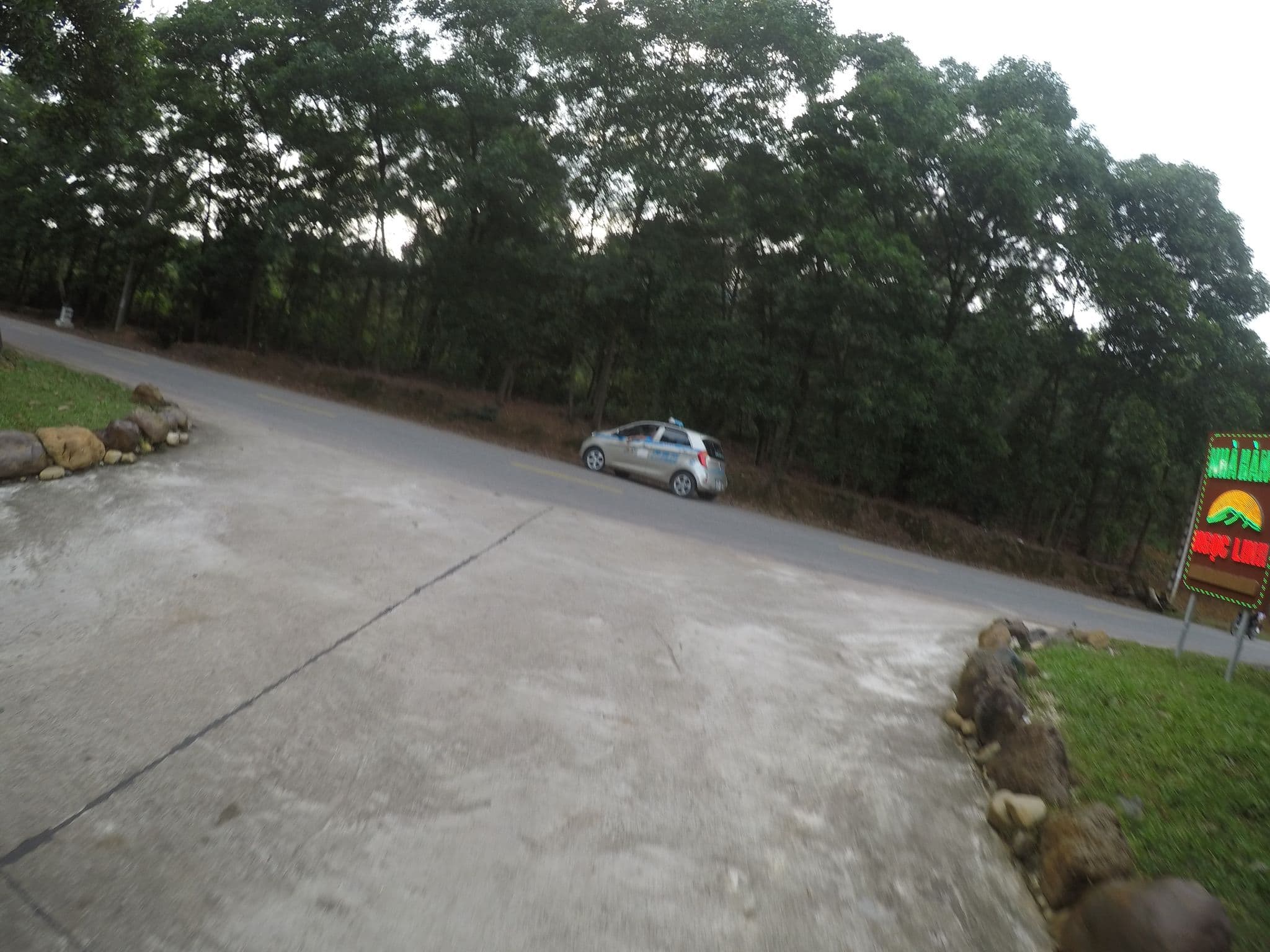 Street view near Ngọc Linh Eco Garden, Sóc Sơn — © l1ndemann (CC BY-SA · Mapillary)