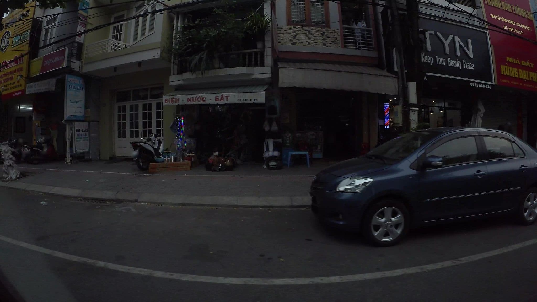 Street view near Trang Thu Hotel, Da Nang — © kaartcam (CC BY-SA · Mapillary)