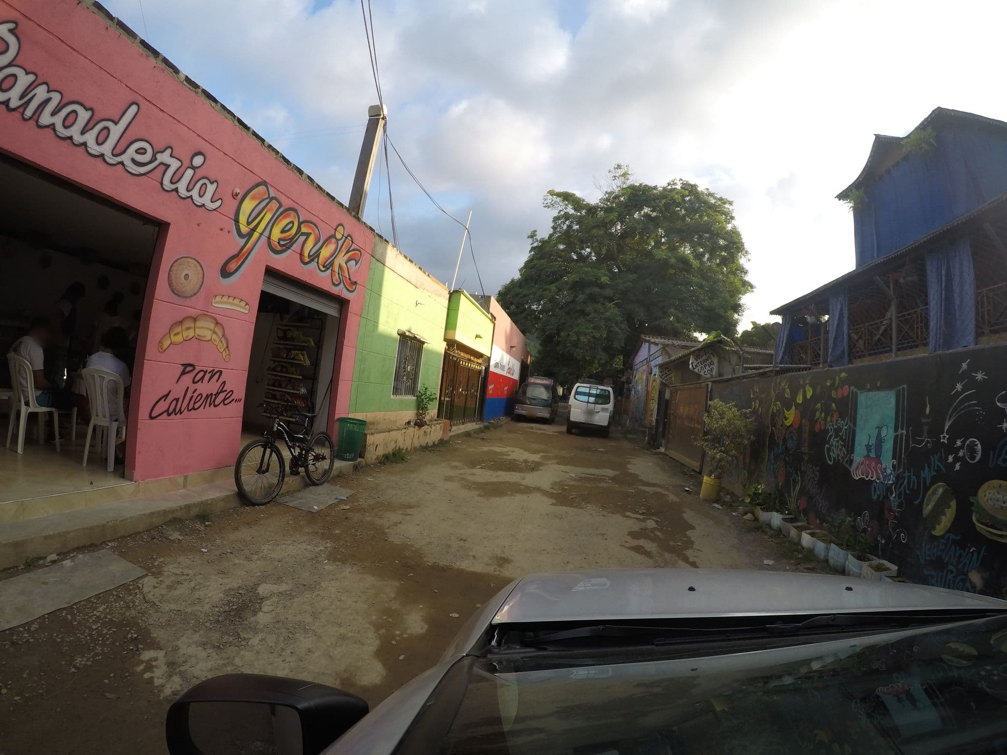 Street view near Hostal, Dibulla — © t0mmy (CC BY-SA · Mapillary)