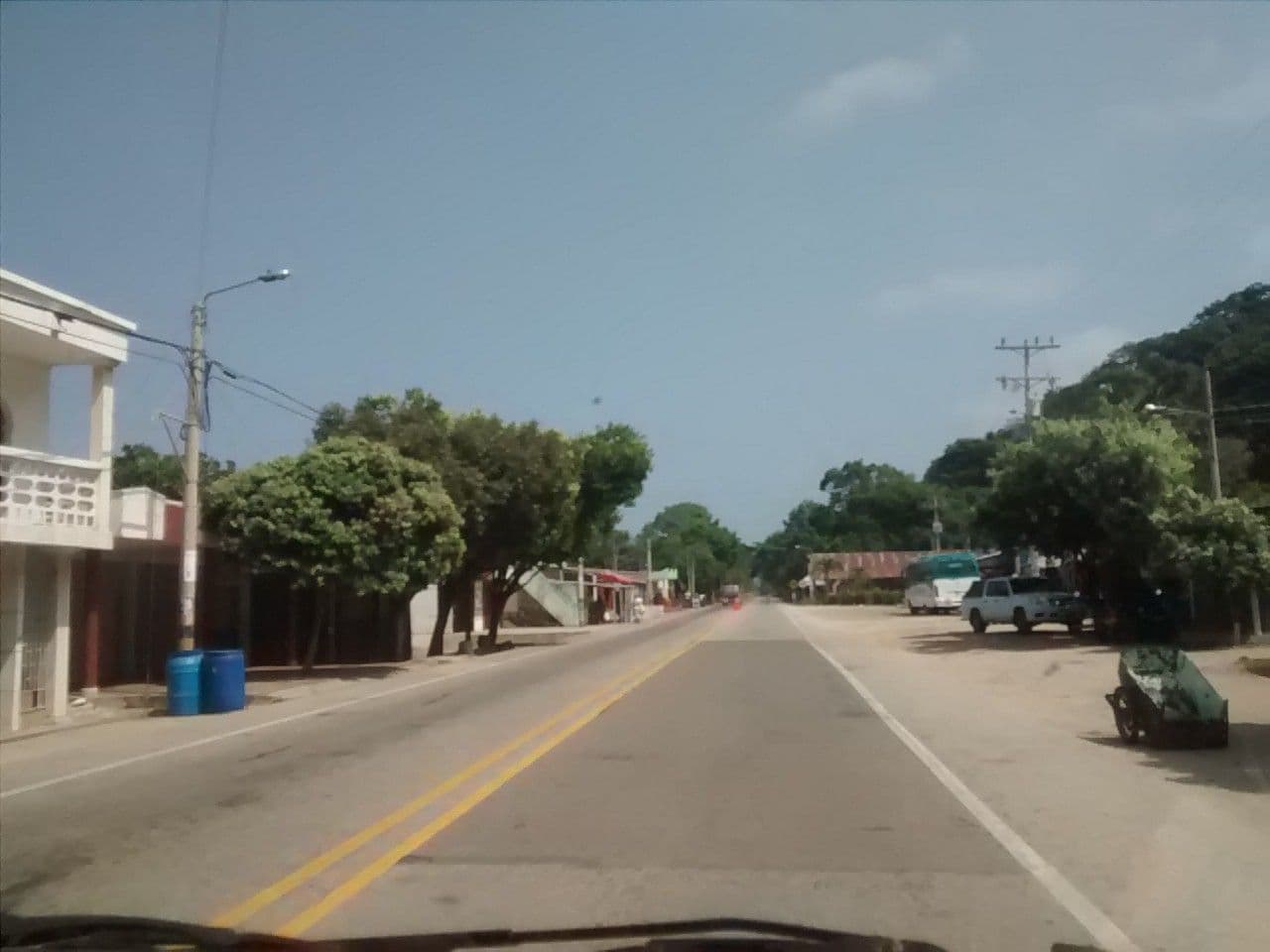 Street view near Baruch Hostal, Santa Marta
