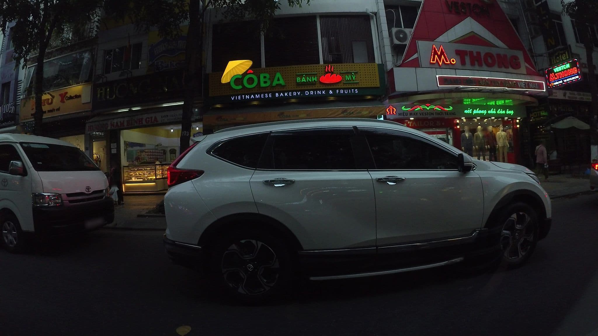Street view near Daisy Hotel, Da Nang — © kaartcam (CC BY-SA · Mapillary)