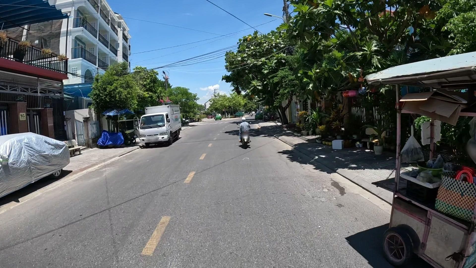 Street view near Amina Lantana Hoi An Hotel & Spa, Hoi An — © lucomsky (CC BY-SA · Mapillary)
