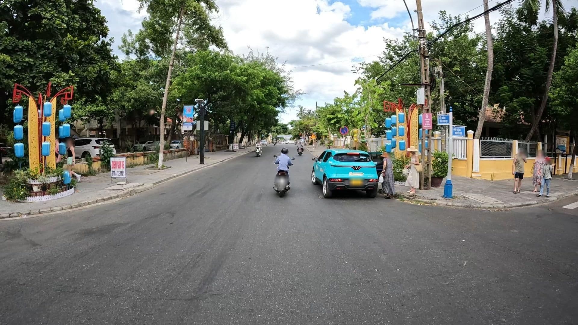 Street view near nhà khách thành phố hội an, Hoi An — © lucomsky (CC BY-SA · Mapillary)