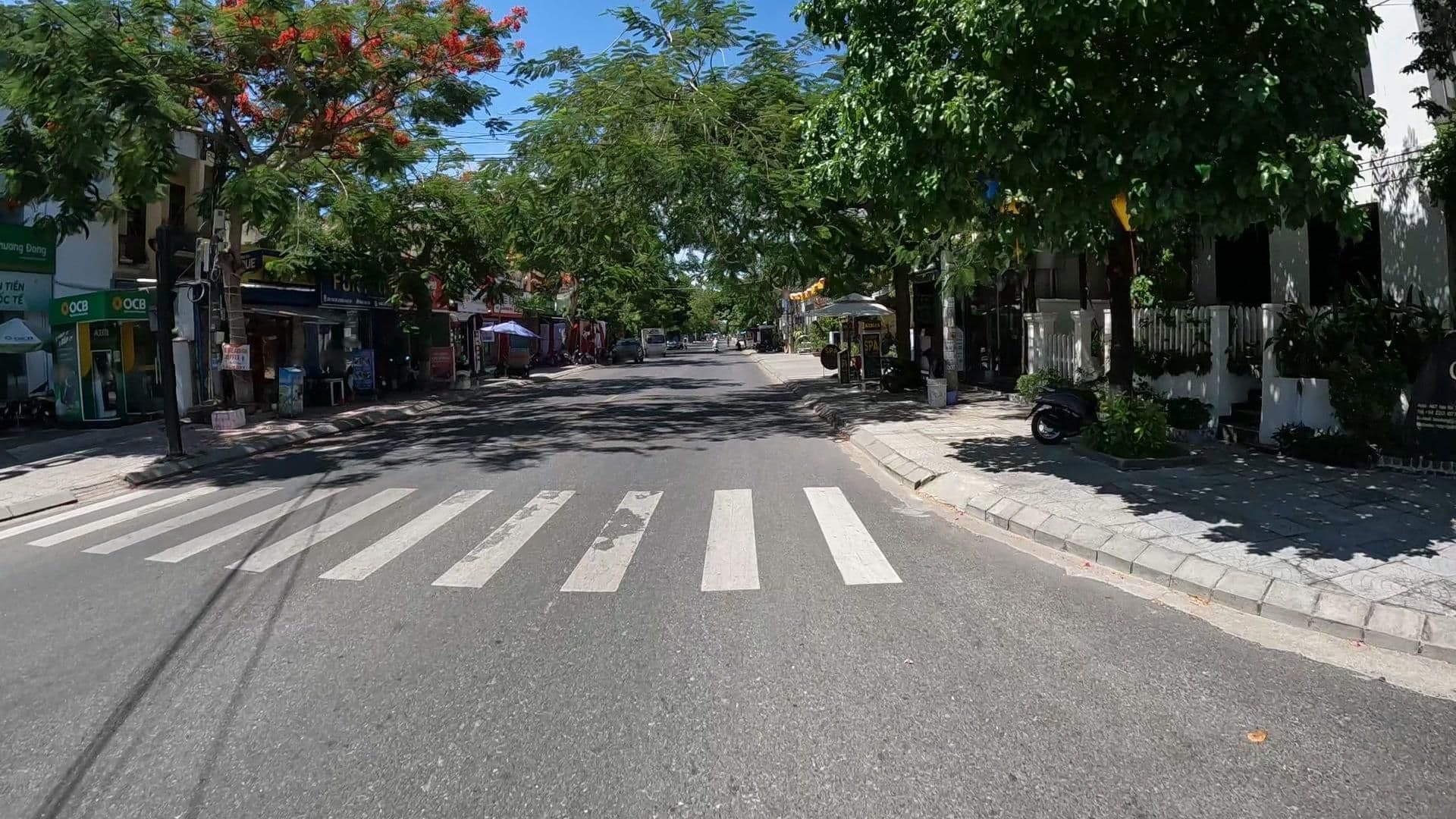 Street view near Like HoiAn Hotel, Hoi An — © lucomsky (CC BY-SA · Mapillary)