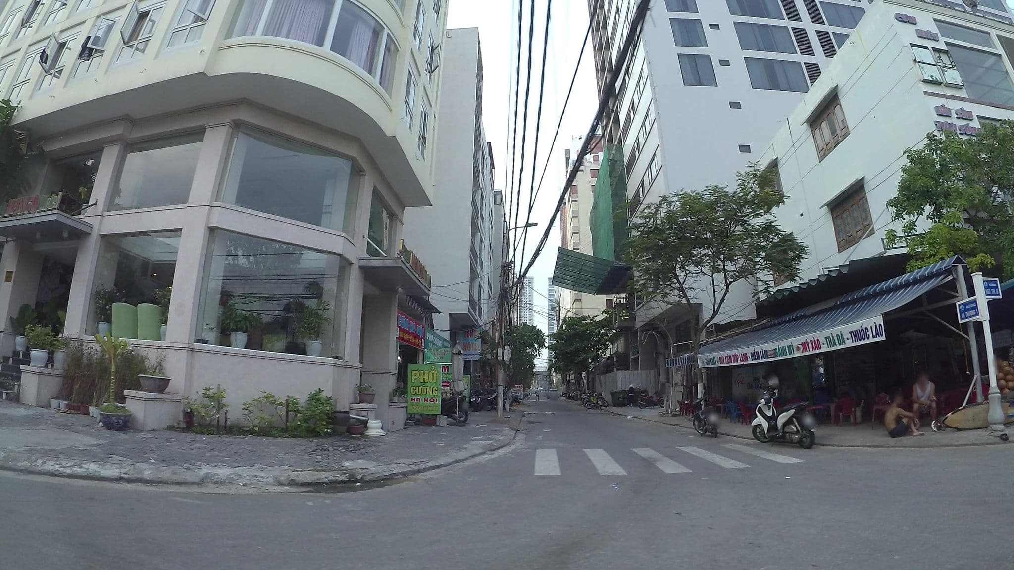 Street view near Mango Hotel, Sơn Trà — © kaartcam (CC BY-SA · Mapillary)