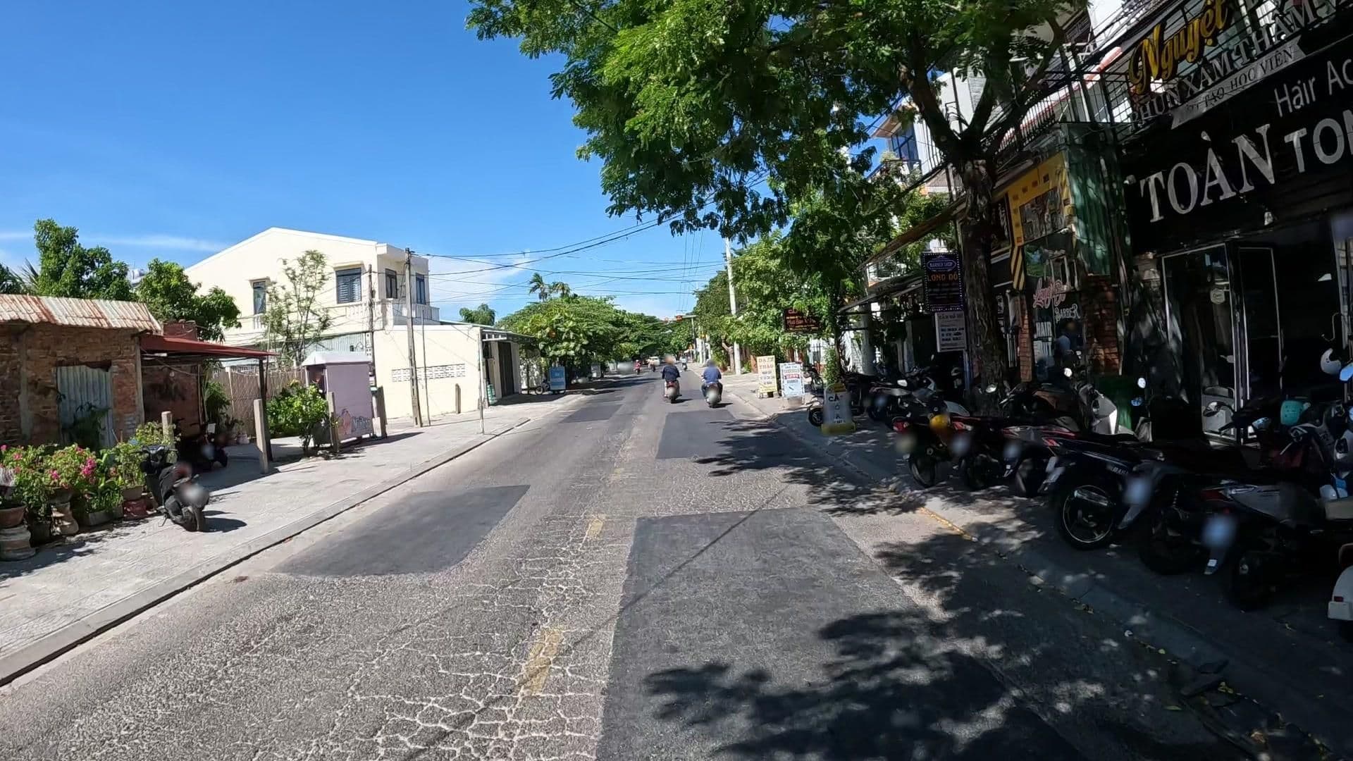 Street view near Green Valley Homestay, Hoi An — © lucomsky (CC BY-SA · Mapillary)