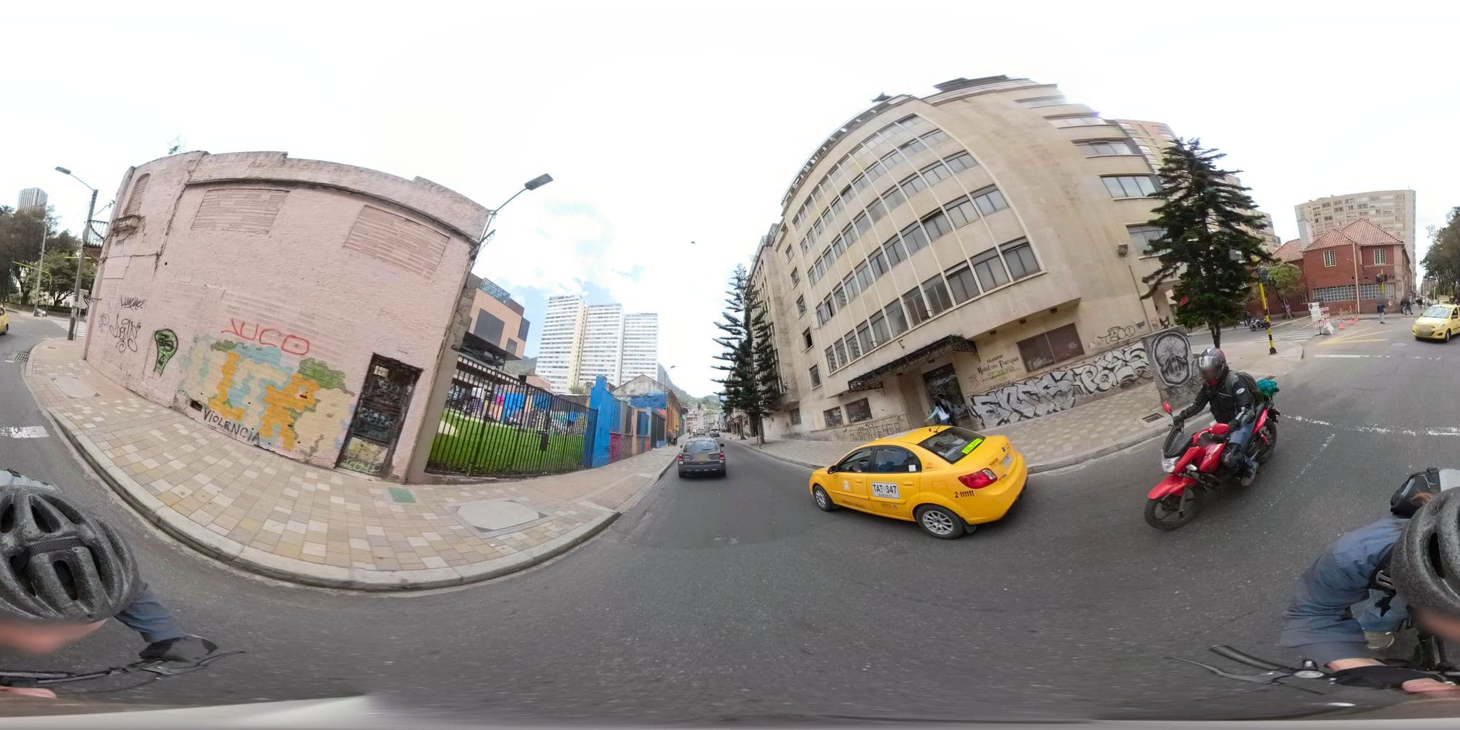 Street view near UniK 4-19, Bogotá — © ejegg (CC BY-SA · Mapillary)