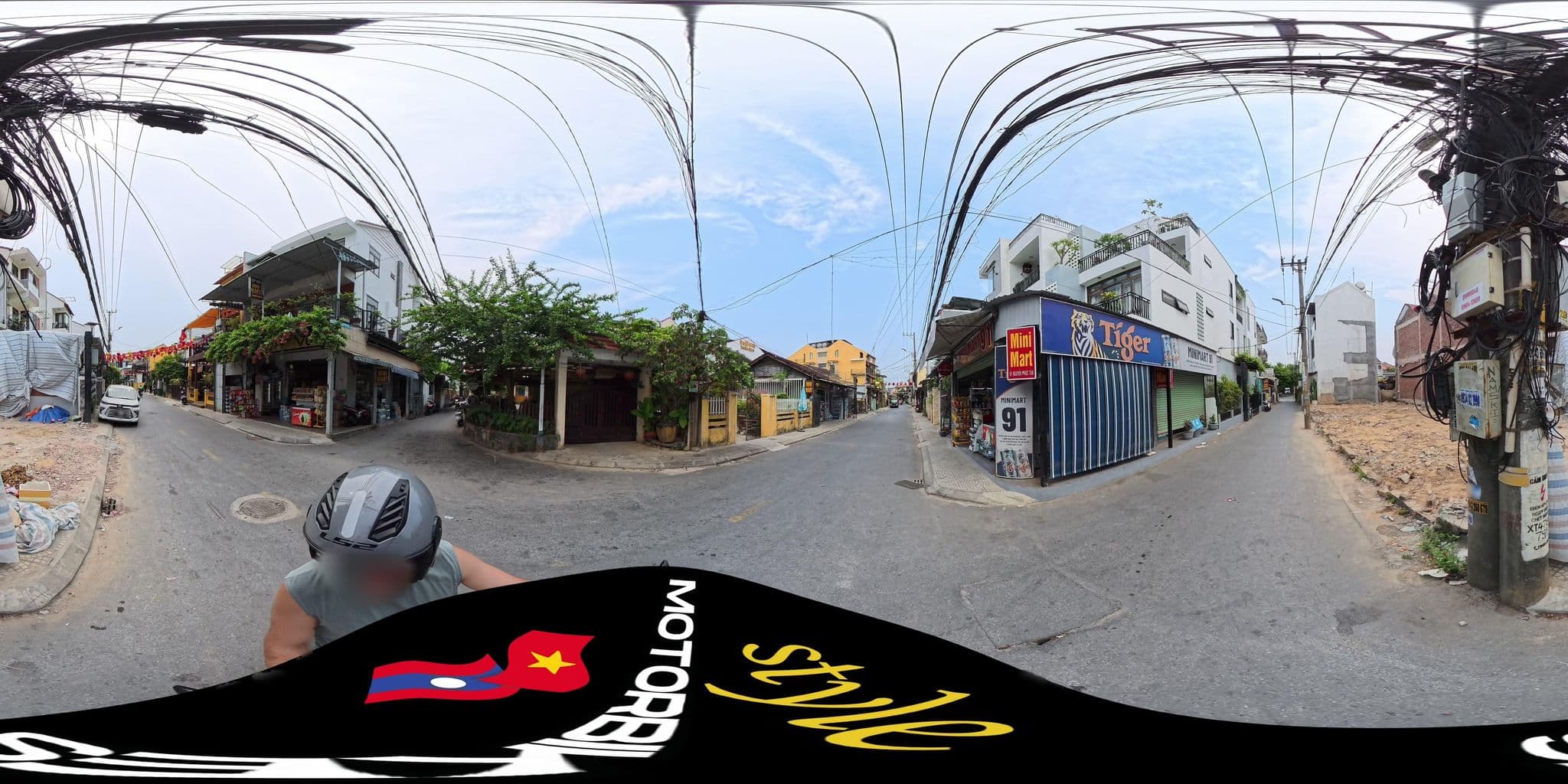 Street view near Thanh Phương II, Hoi An — © DaniW42 (CC BY-SA · Mapillary)
