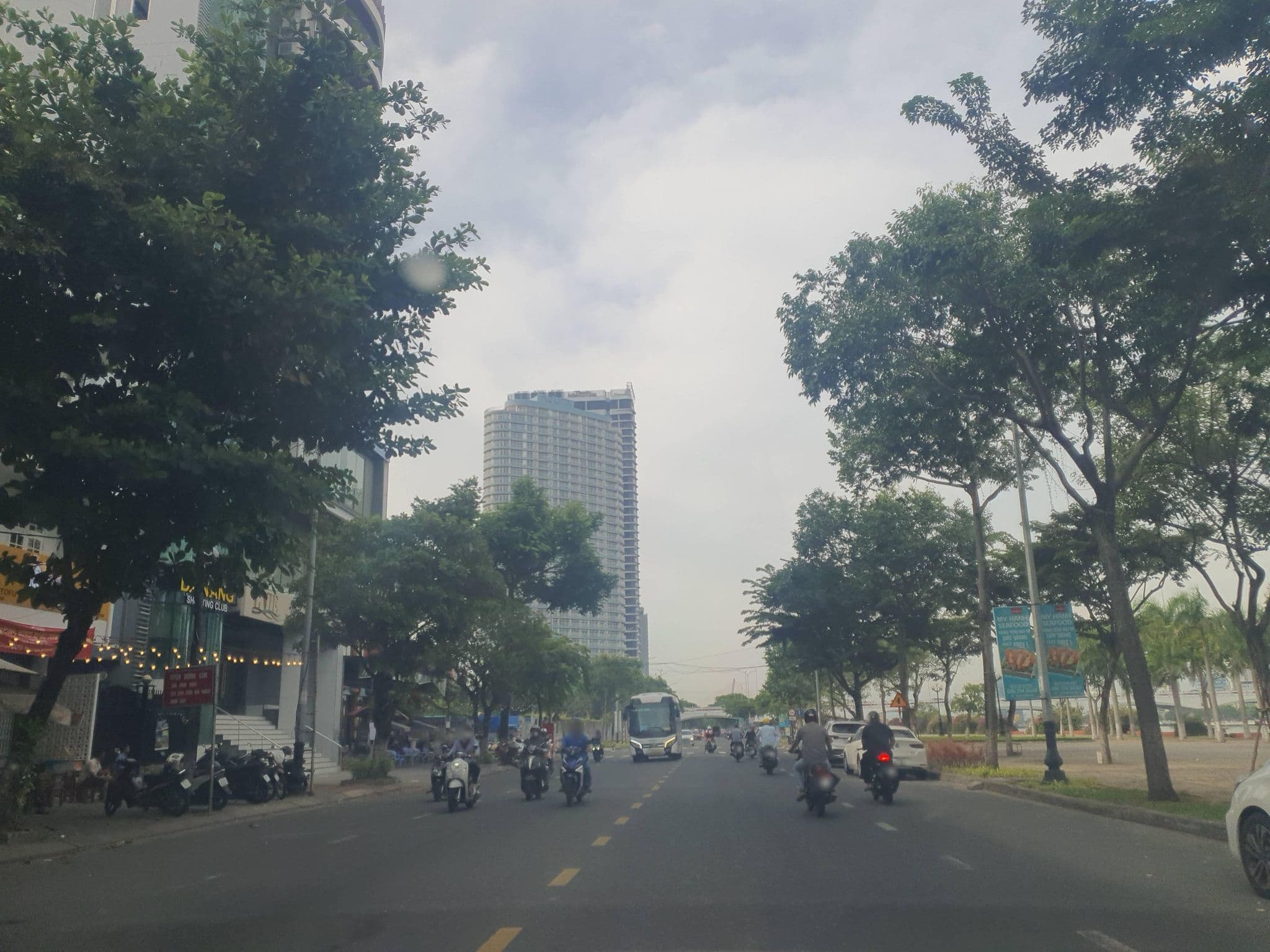 Street view near OYO 280 Mimosa Hotel Danang, An Hải — © congduy (CC BY-SA · Mapillary)