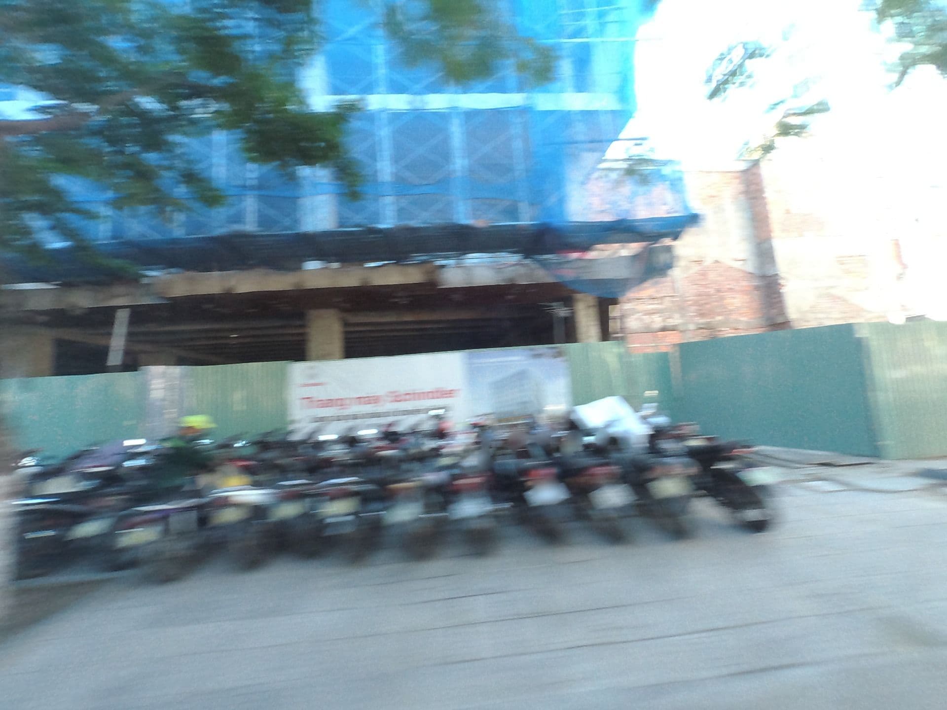 Street view near Luxury Da Nang Hotel, Da Nang — © rsnaru (CC BY-SA · Mapillary)