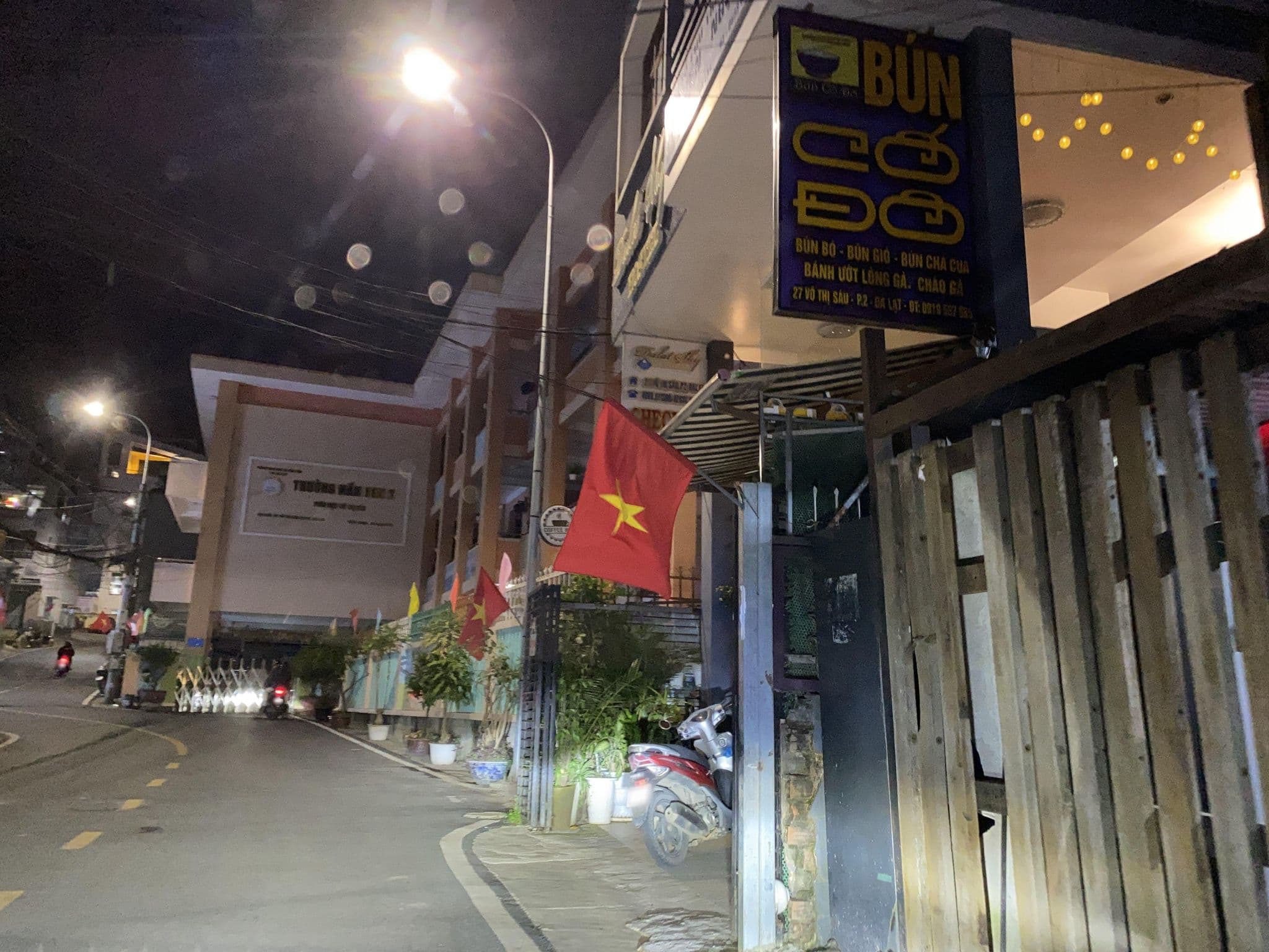 Street view near 128 Hotel, Ðà Lạt — © DriveWithHoang (CC BY-SA · Mapillary)
