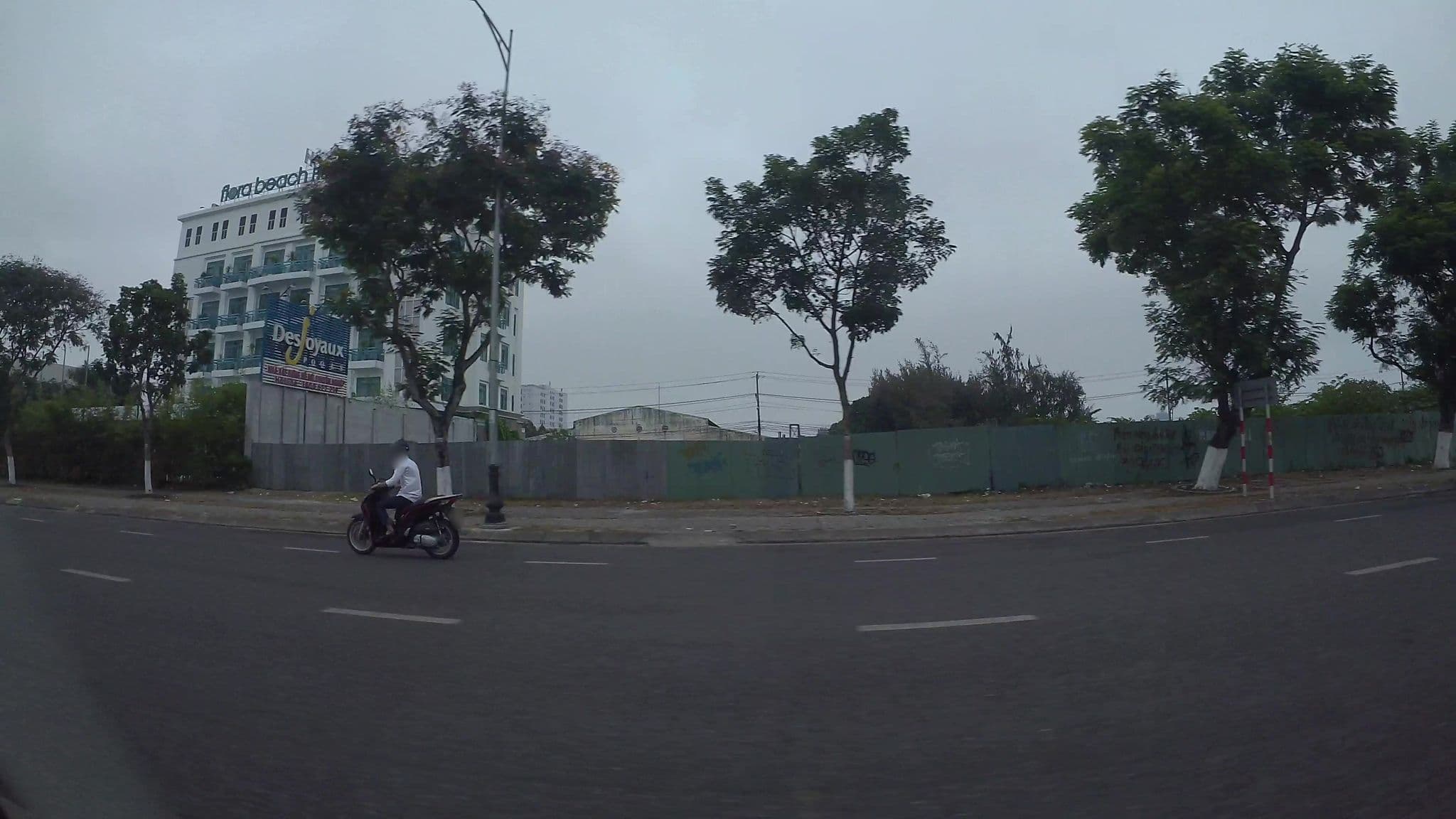 Street view near Flora Beach Hotel & Spa, An Hải — © kaartcam (CC BY-SA · Mapillary)