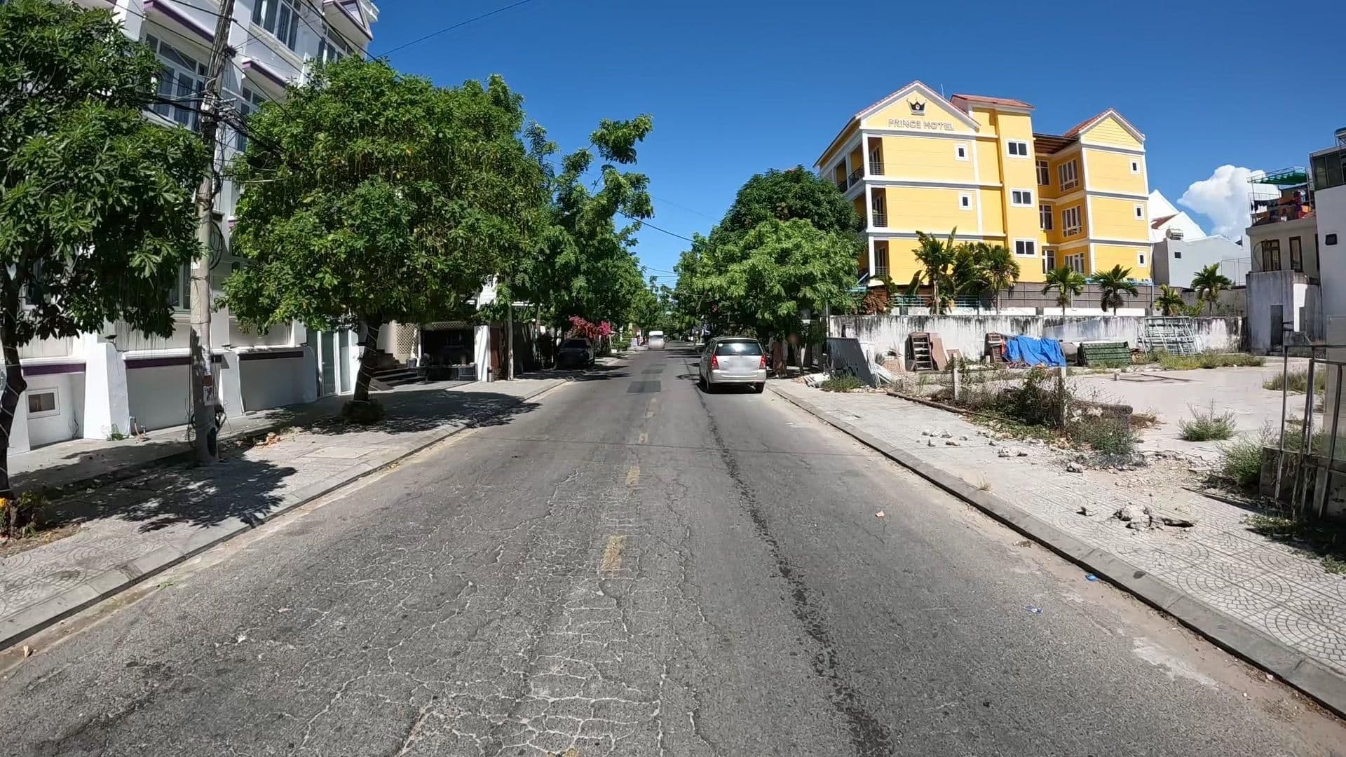 Street view near Southern Hotel & Villas (Phương Nam), Hoi An — © lucomsky (CC BY-SA · Mapillary)